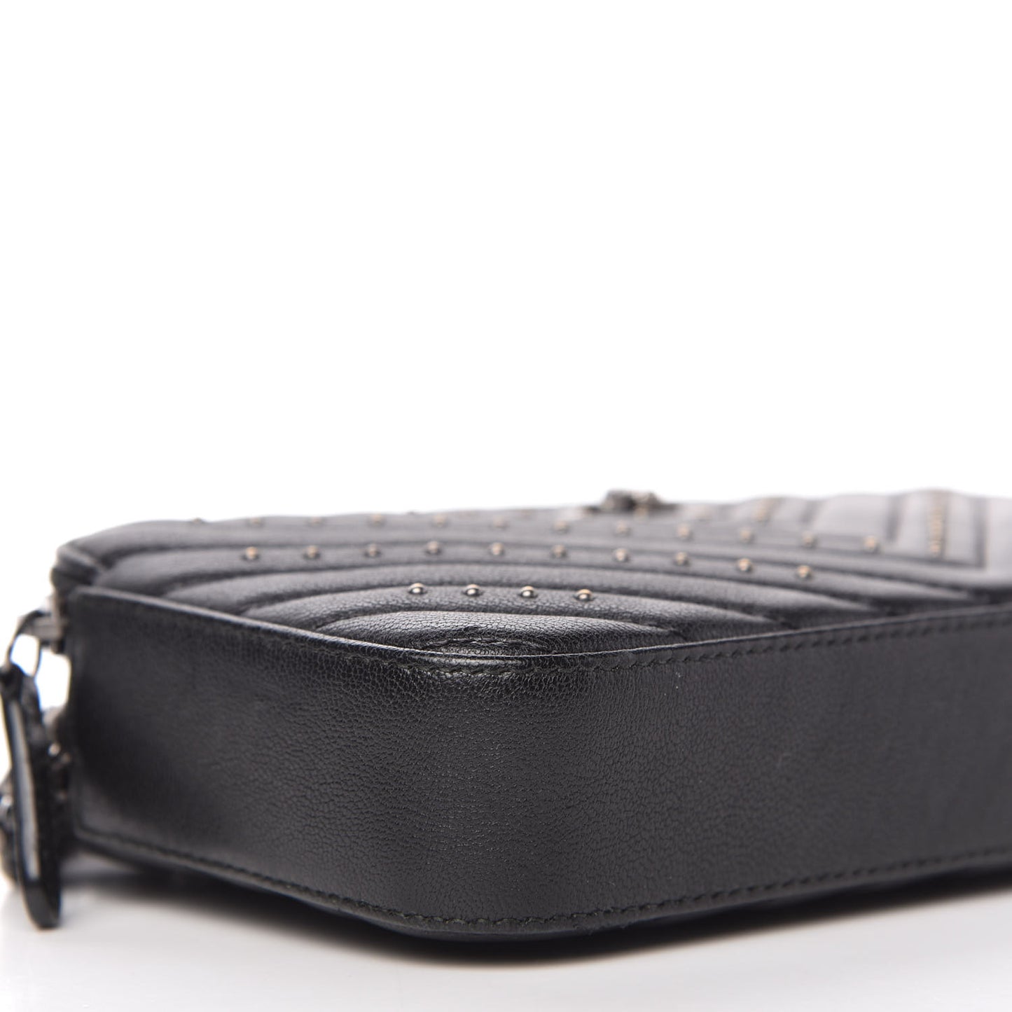Sheepskin Chevron Quilted Studded Reissue Small Clutch With Chain Black