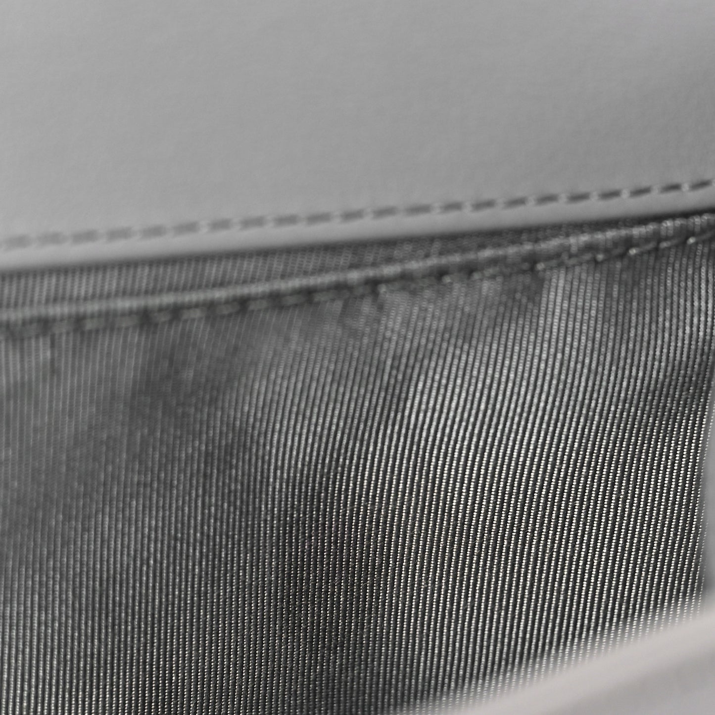 Lambskin Quilted Medium Boy Flap Grey
