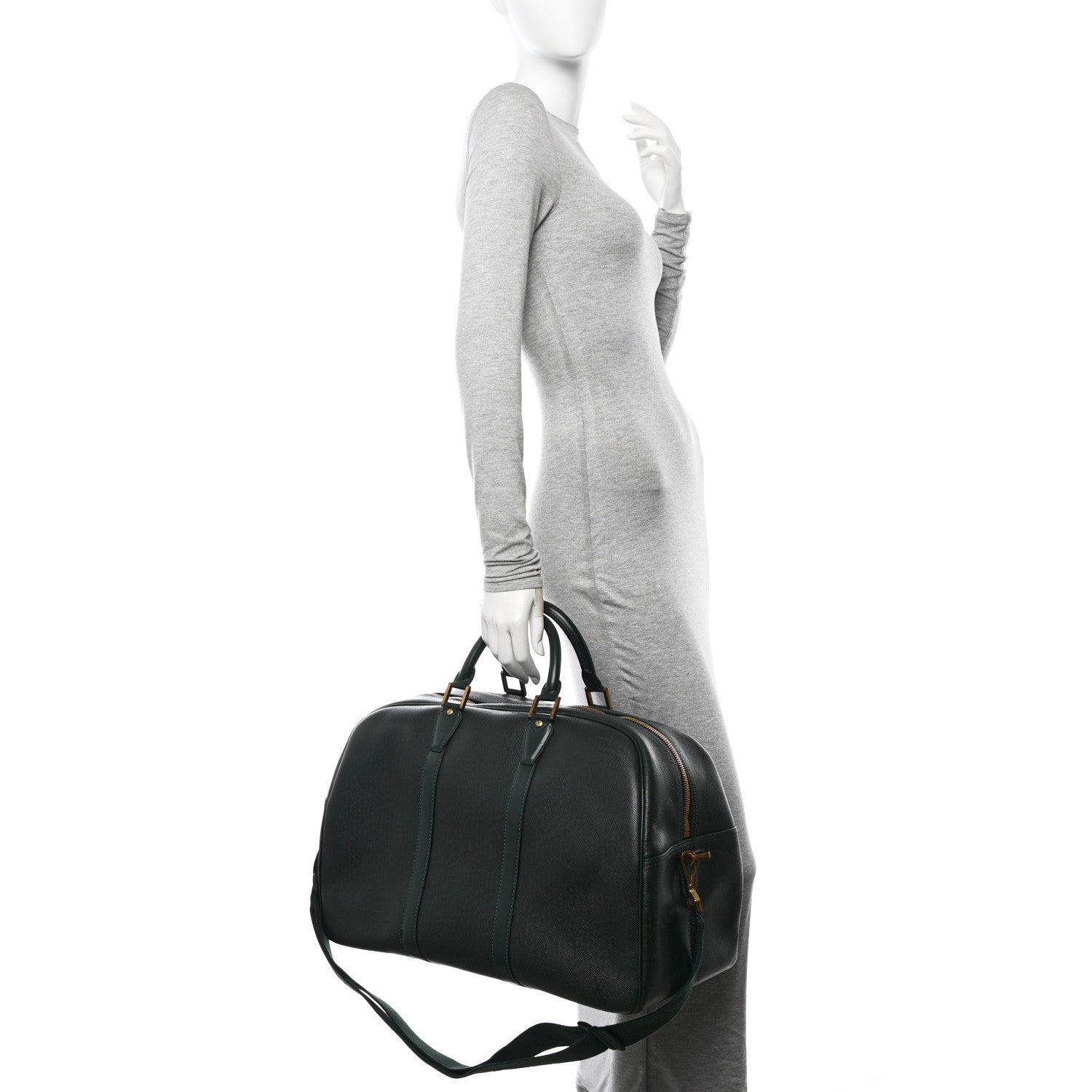 Louis Vuitton Taiga Kendall PM Epicea 2 of 11