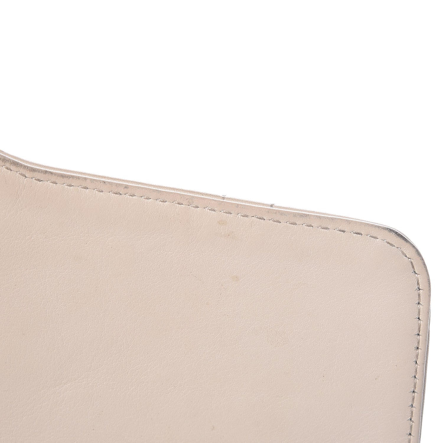 Gucci Calfskin Matelasse Studded Medium GG Marmont Shoulder Bag White 16 of 20