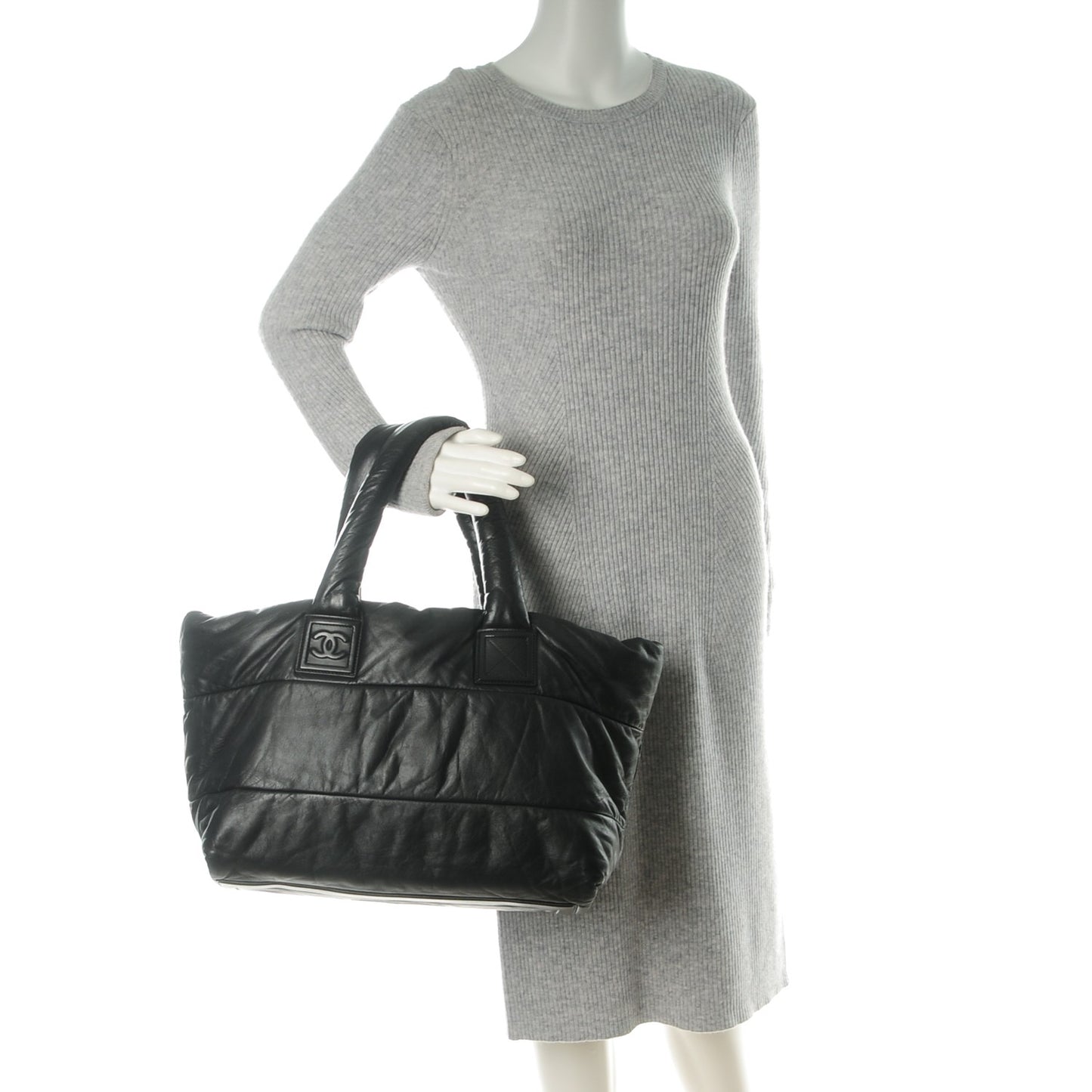 Lambskin Quilted Medium Coco Cocoon Reversible Tote Black