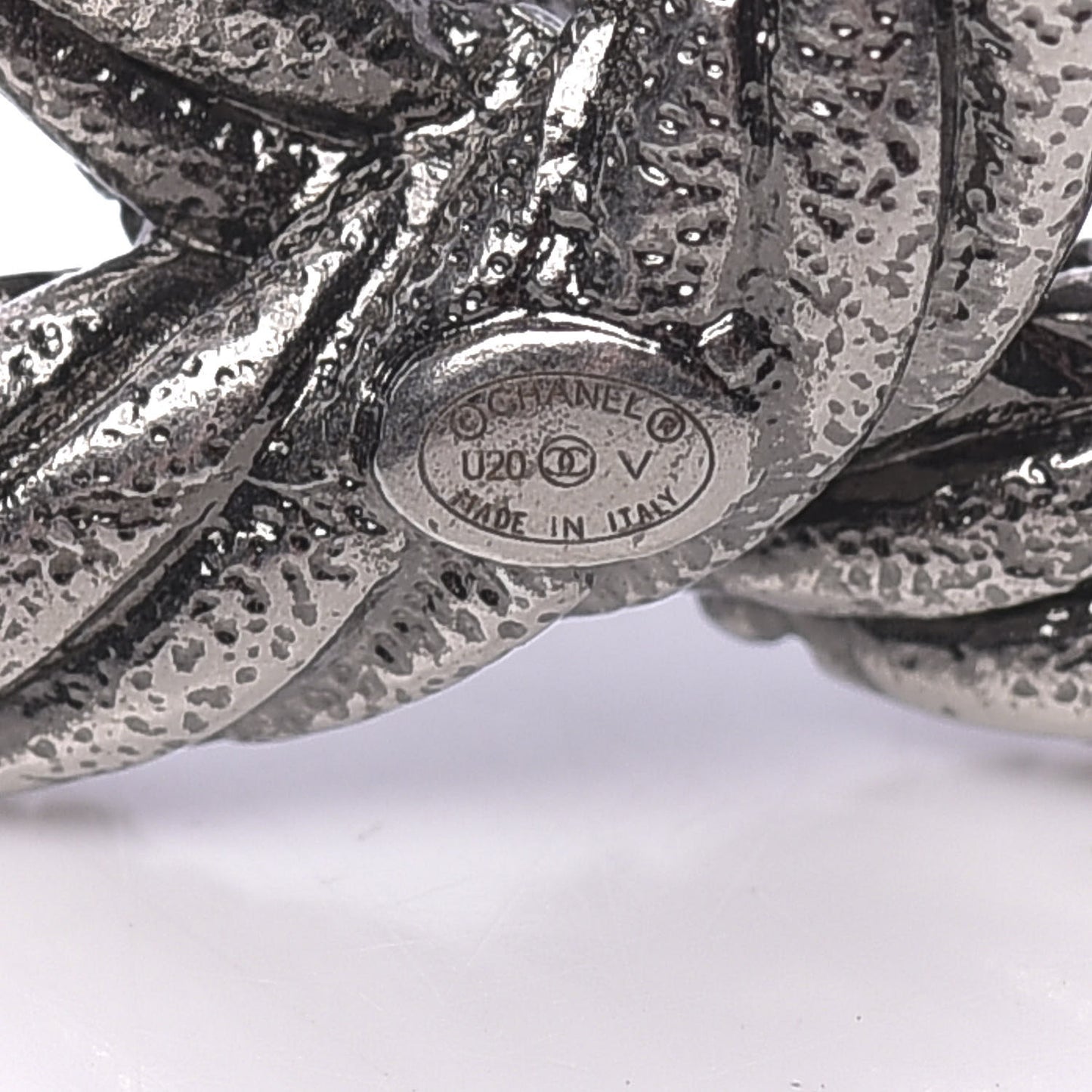 Ruthenium Twisted CC Brooch
