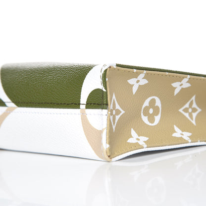 Louis Vuitton Monogram Giant Toiletry Pouch 26 Kaki 6 of 9