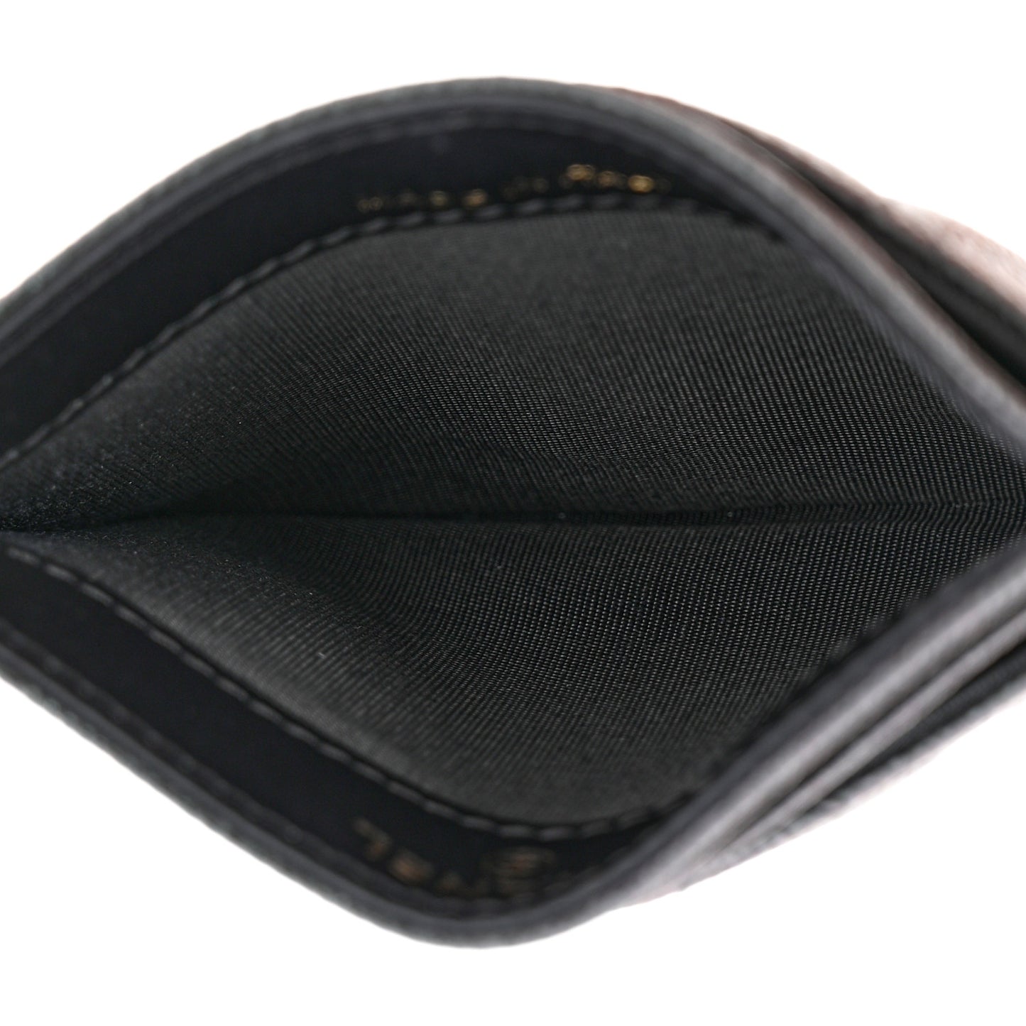 Iridescent Caviar Quilted Card Holder Black