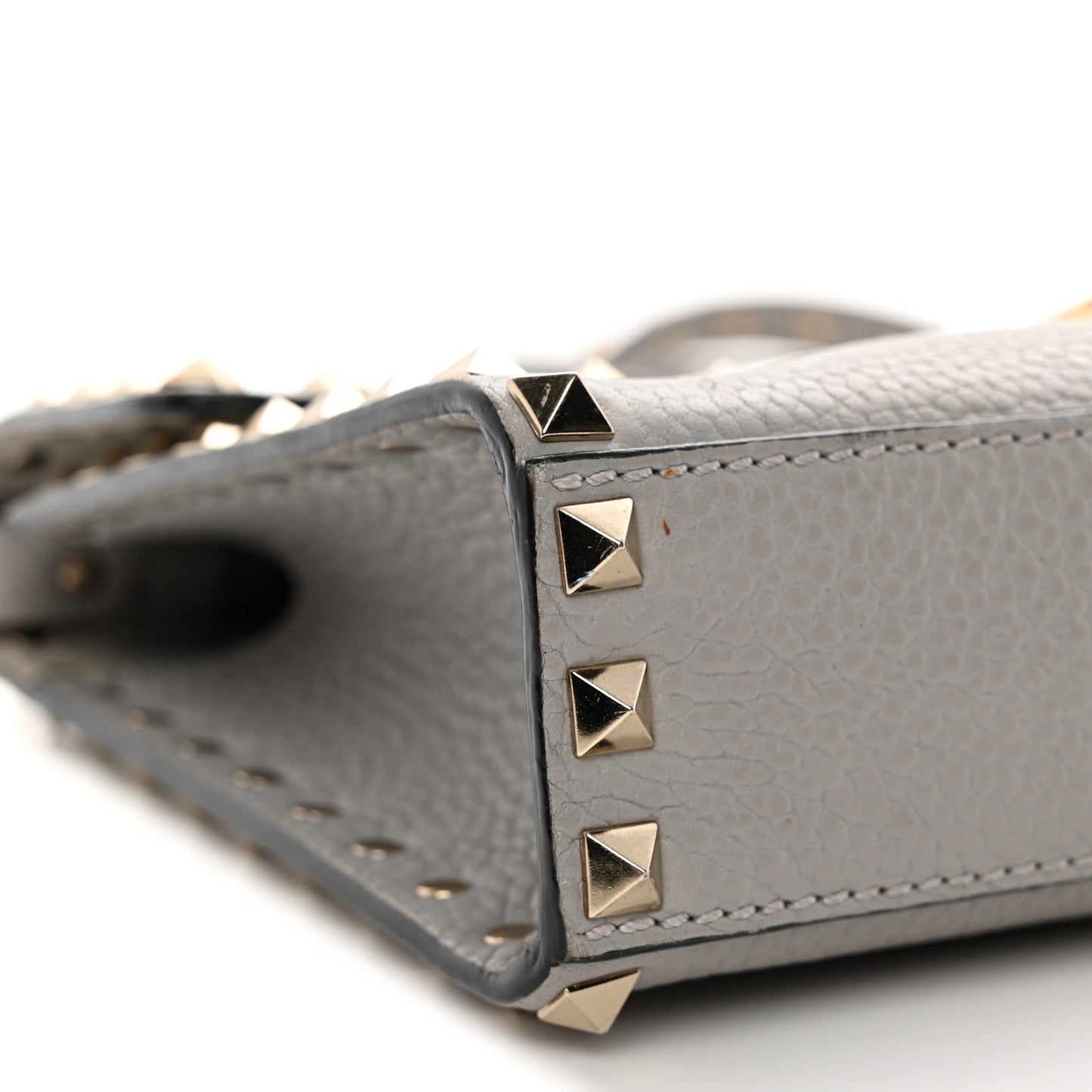 Pebbled Calfskin Medium Rockstud Flip Lock Crossbody Bag Pastel Grey