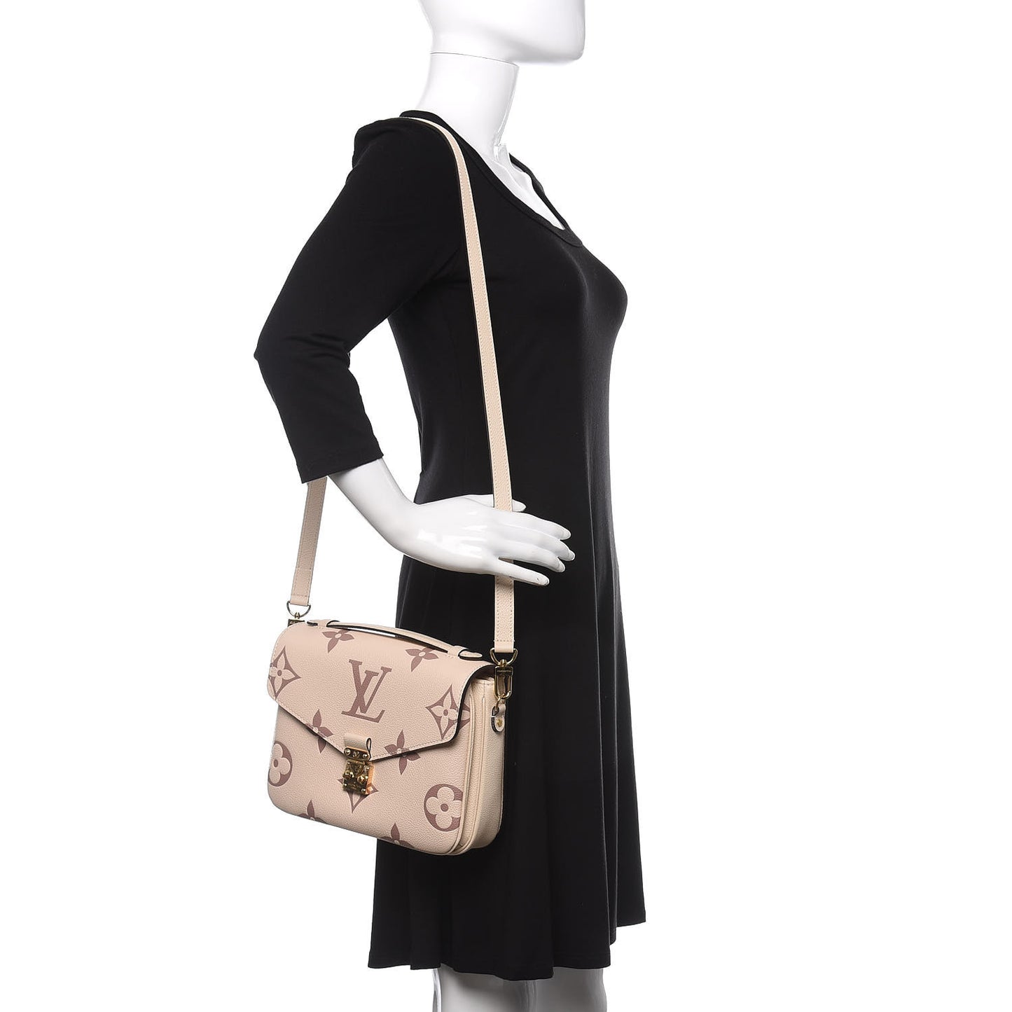 Empreinte Monogram Giant Pochette Metis Creme Bois De Rose
