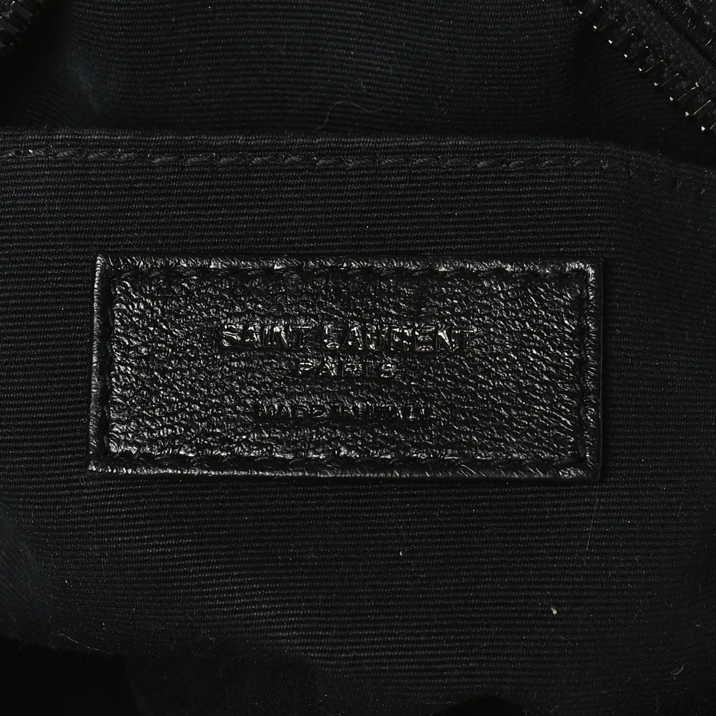 Calfskin Matelasse Chevron Round Vinyle Camera Bag Black