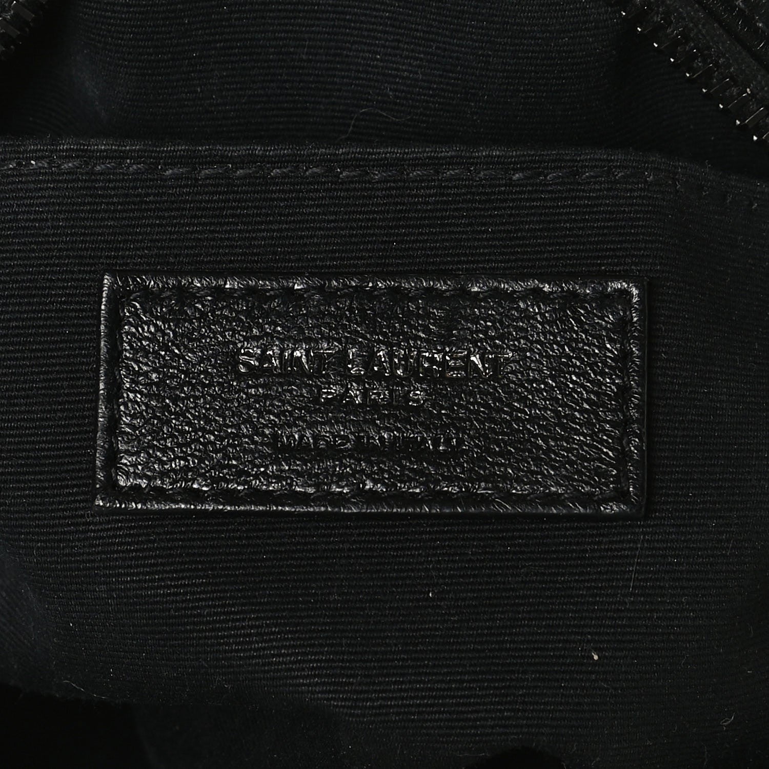 Saint Laurent Calfskin Matelasse Chevron Round Vinyle Camera Bag Black 5 of 13