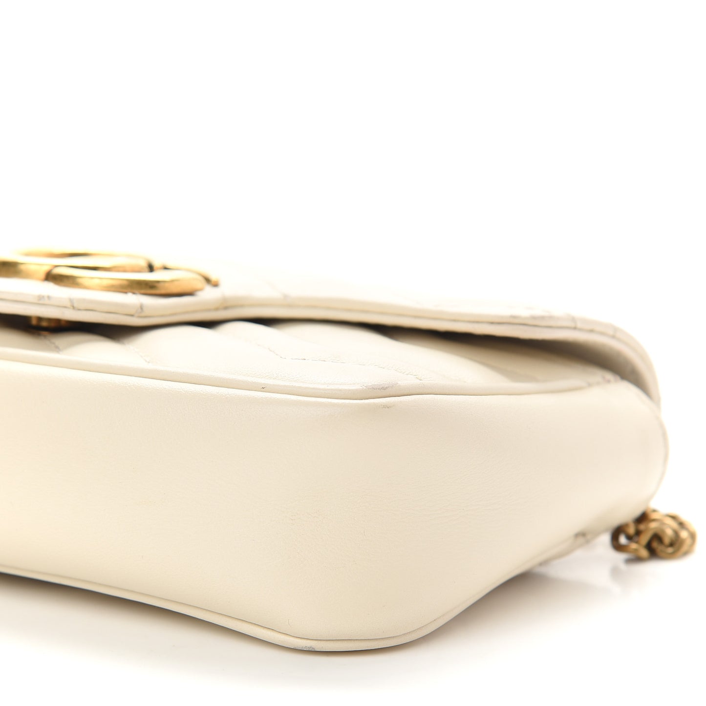 Calfskin Matelasse Super Mini GG Marmont Shoulder Bag White