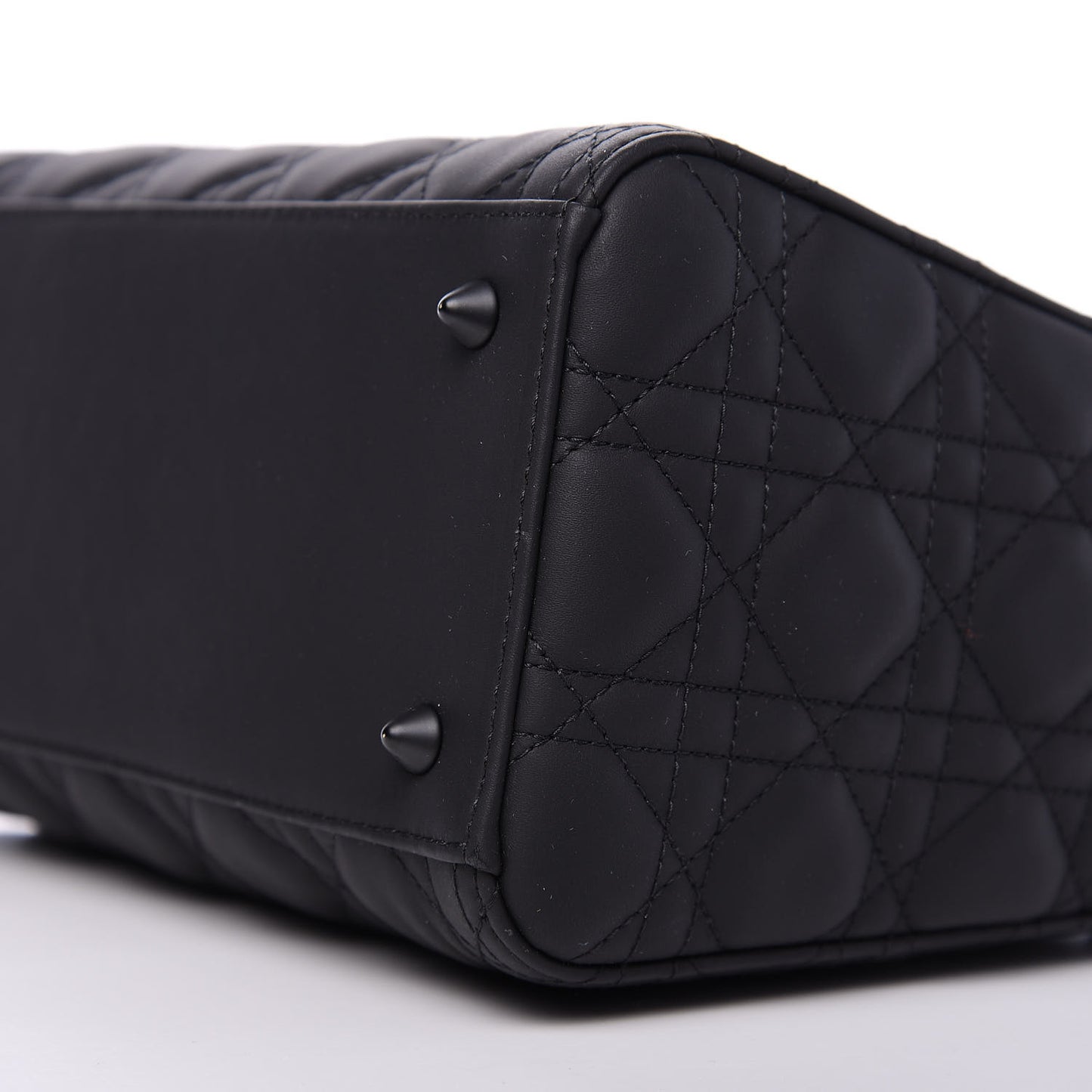 Ultra Matte Calfskin Cannage Medium Lady Dior Black