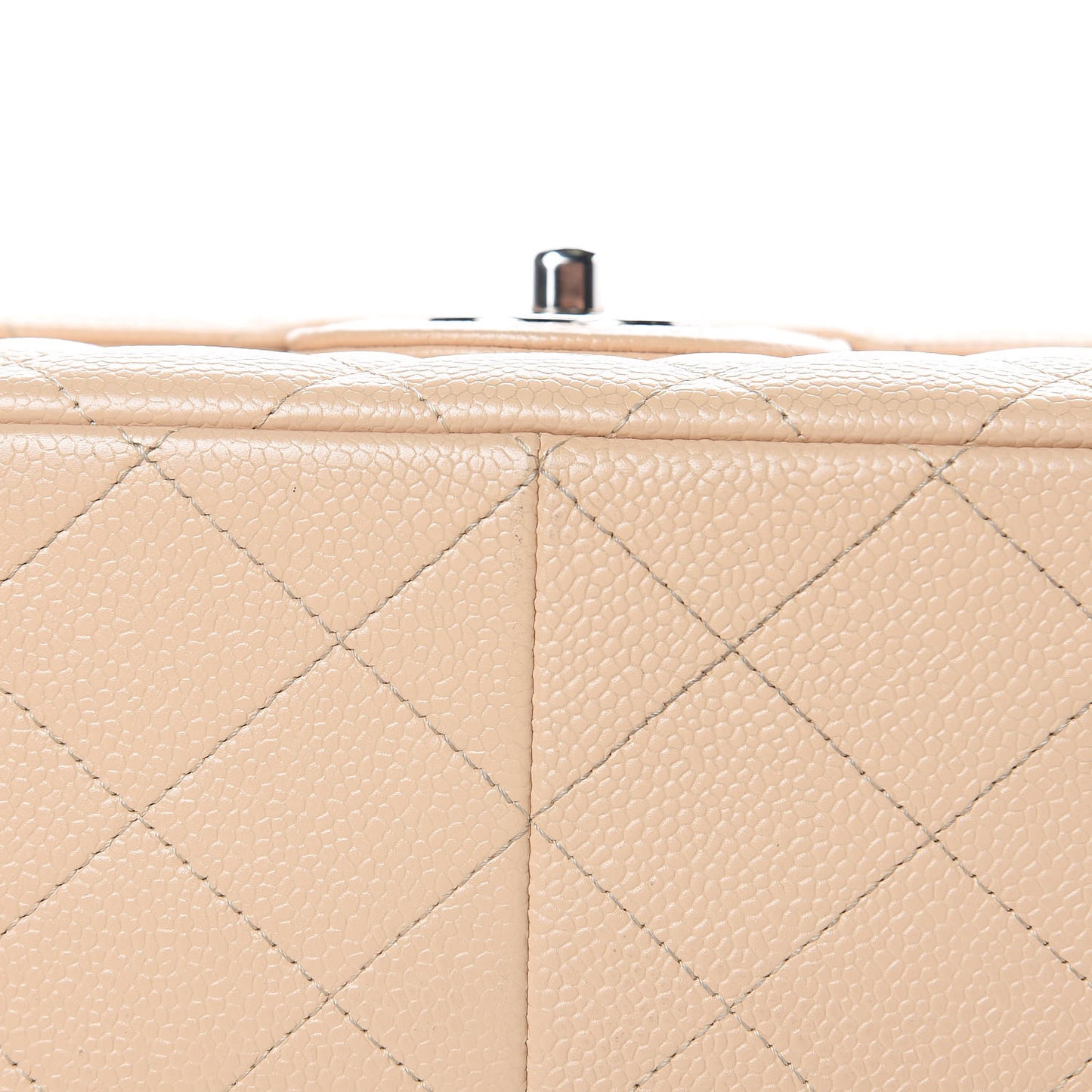 Caviar Quilted Jumbo Double Flap Beige Clair