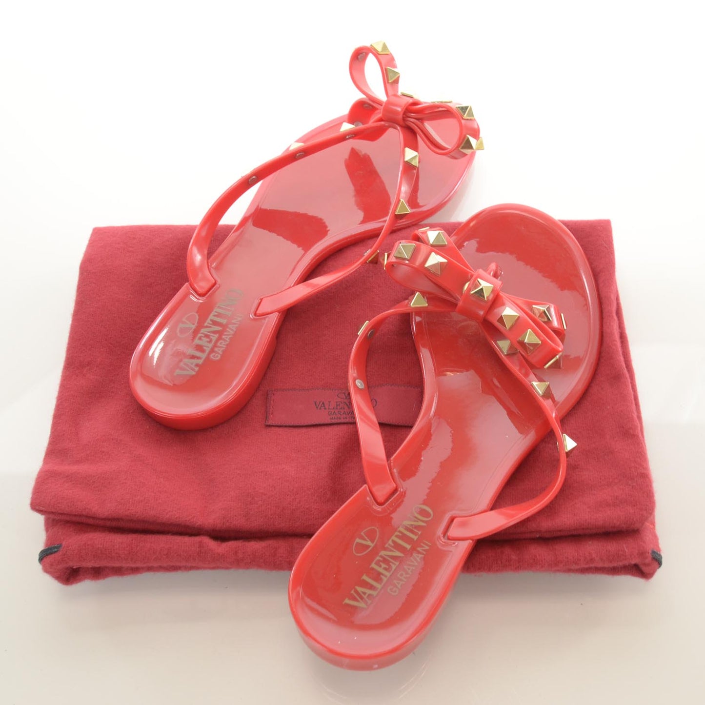 PVC Jelly Rockstud Bow Thong Sandals 36 Rosso Valentino