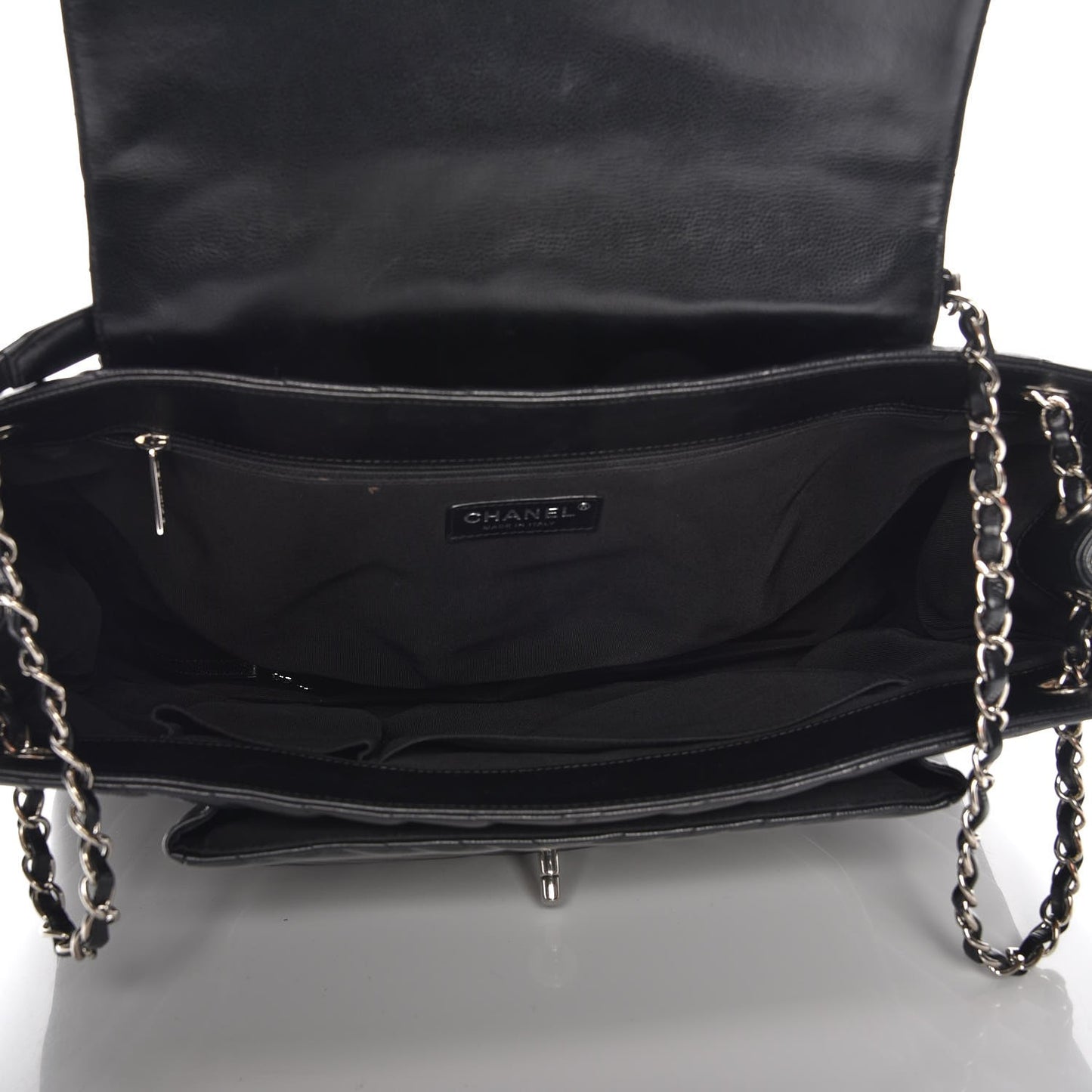 Caviar Chevron Quilted Flap Tote Black