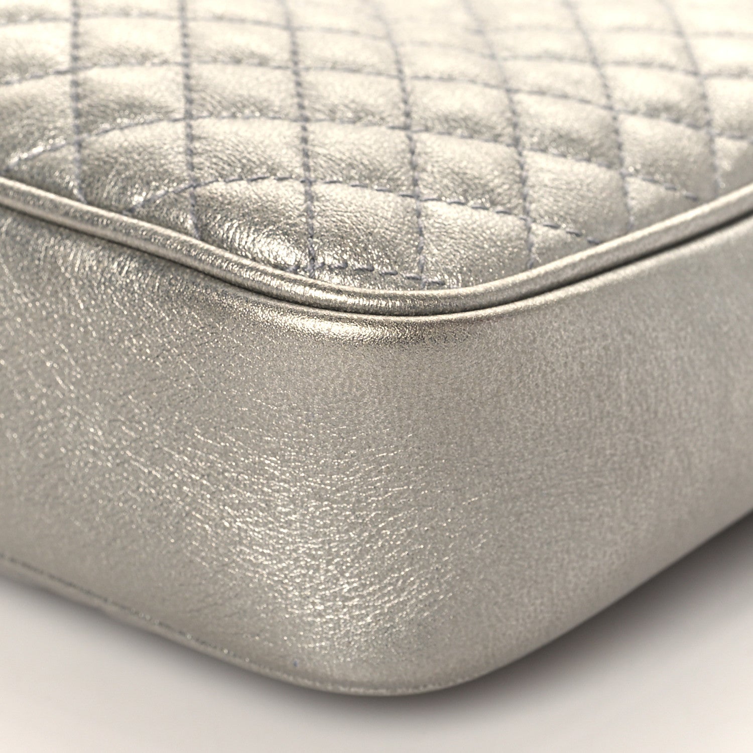 Gucci Laminated Nappa Web Trapuntata Small GG Shoulder Bag Argento 10 of 10