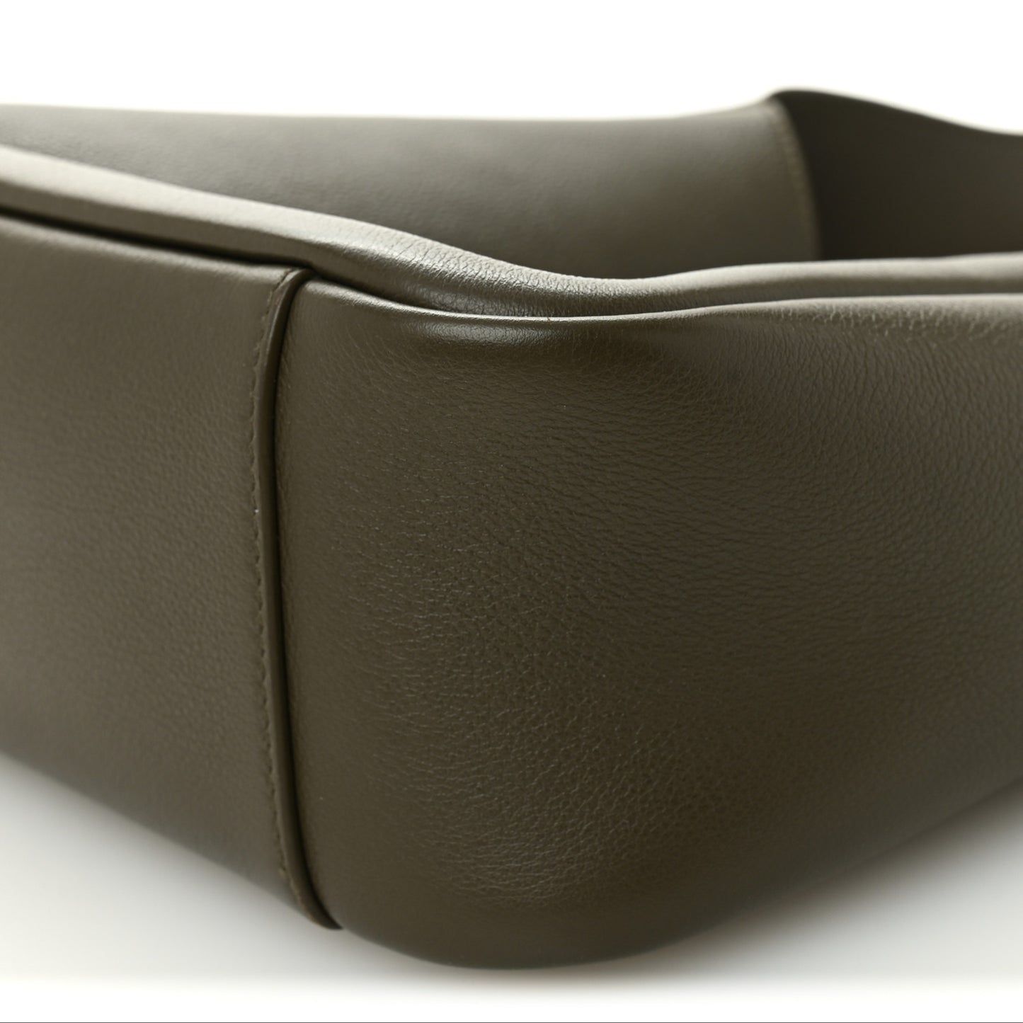Smooth Calfskin Small Le 5 A 7 Soft Hobo Light Musk