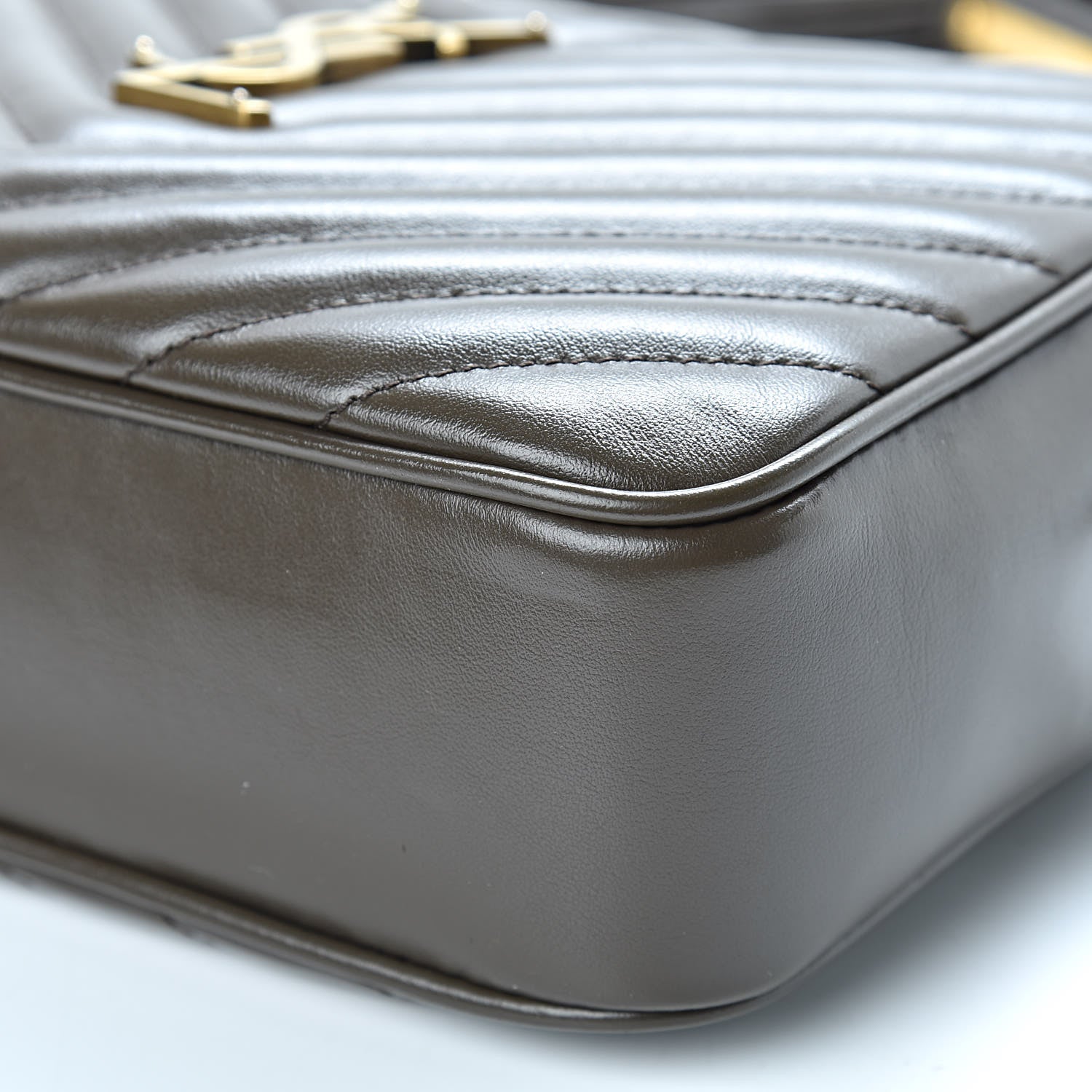 Saint Laurent Calfskin Matelasse Monogram Lou Camera Bag Faggio 10 of 10