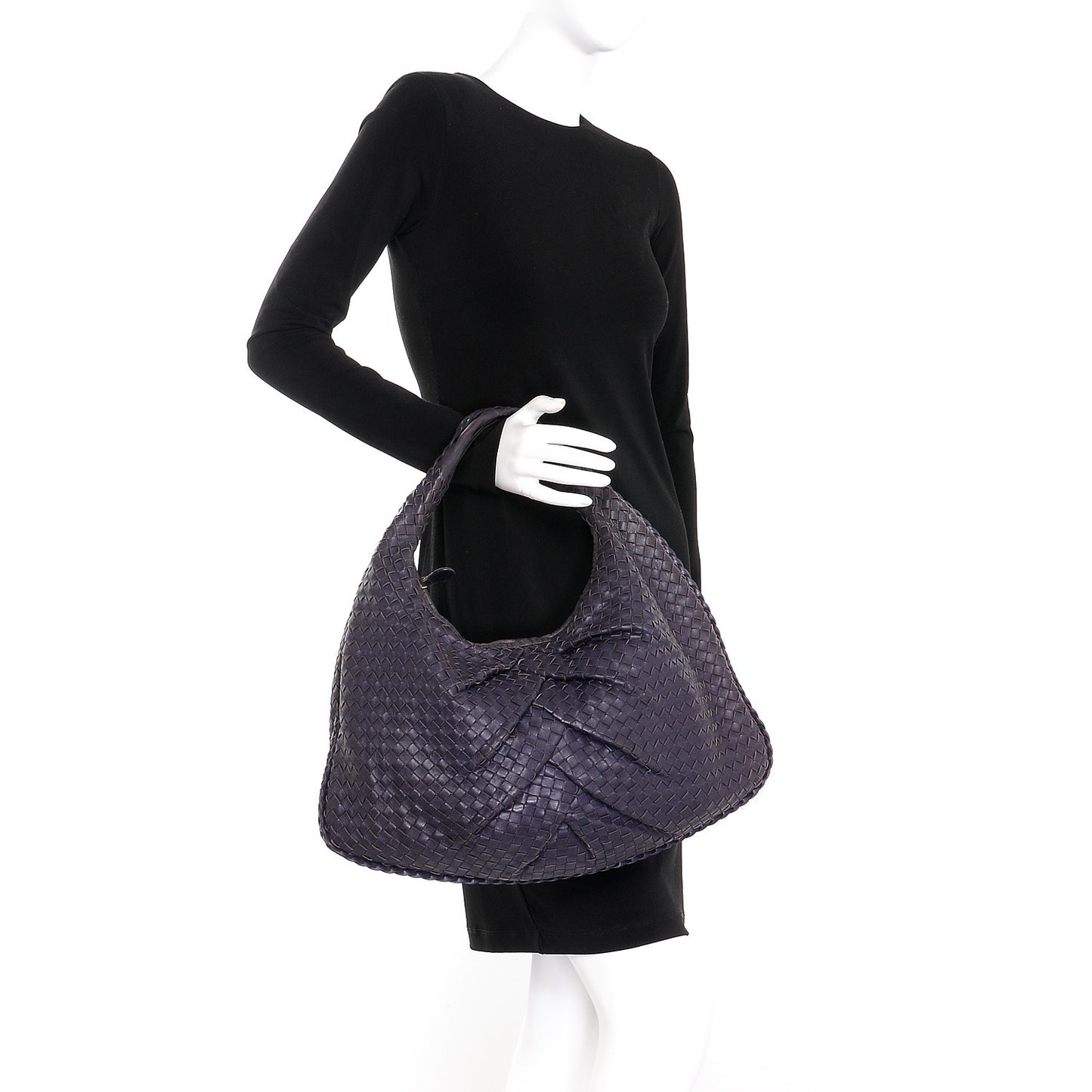 Nappa Intrecciato Pleated Large Veneta Hobo Turbolence