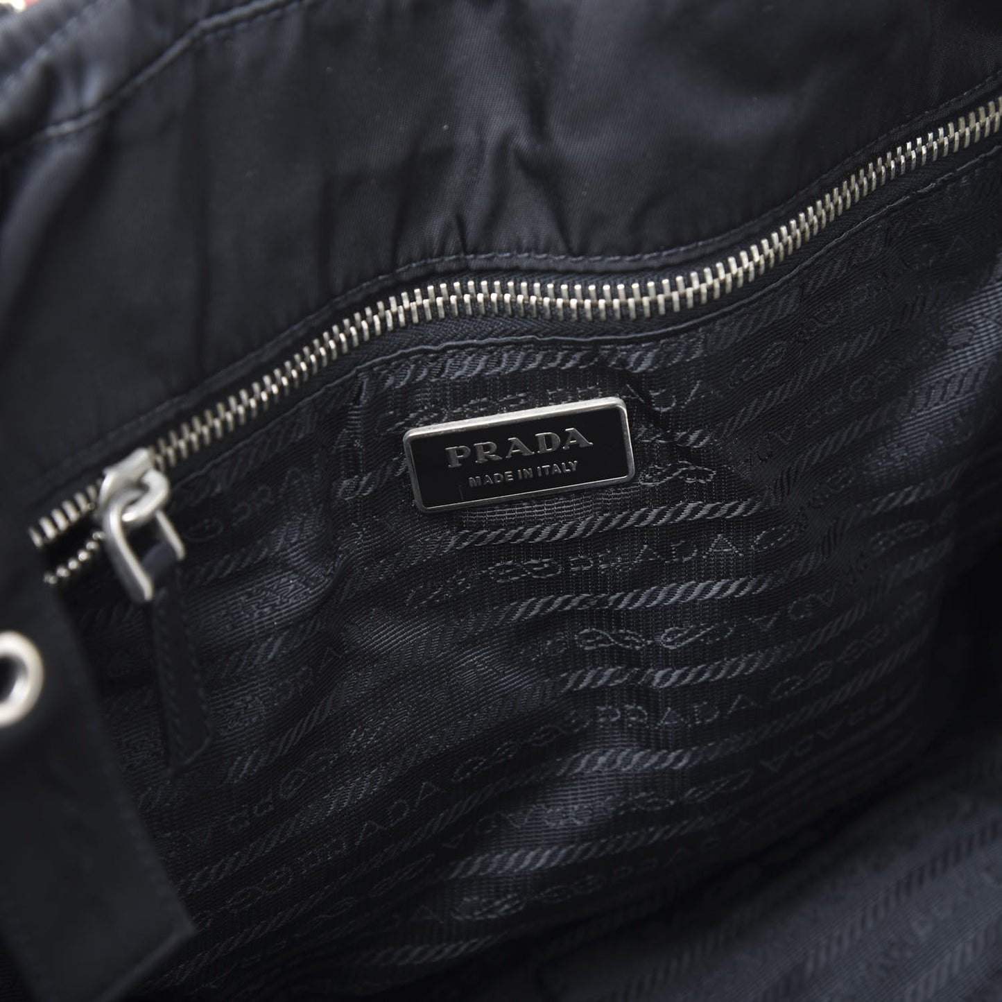 Nylon Tessuto Tote Black
