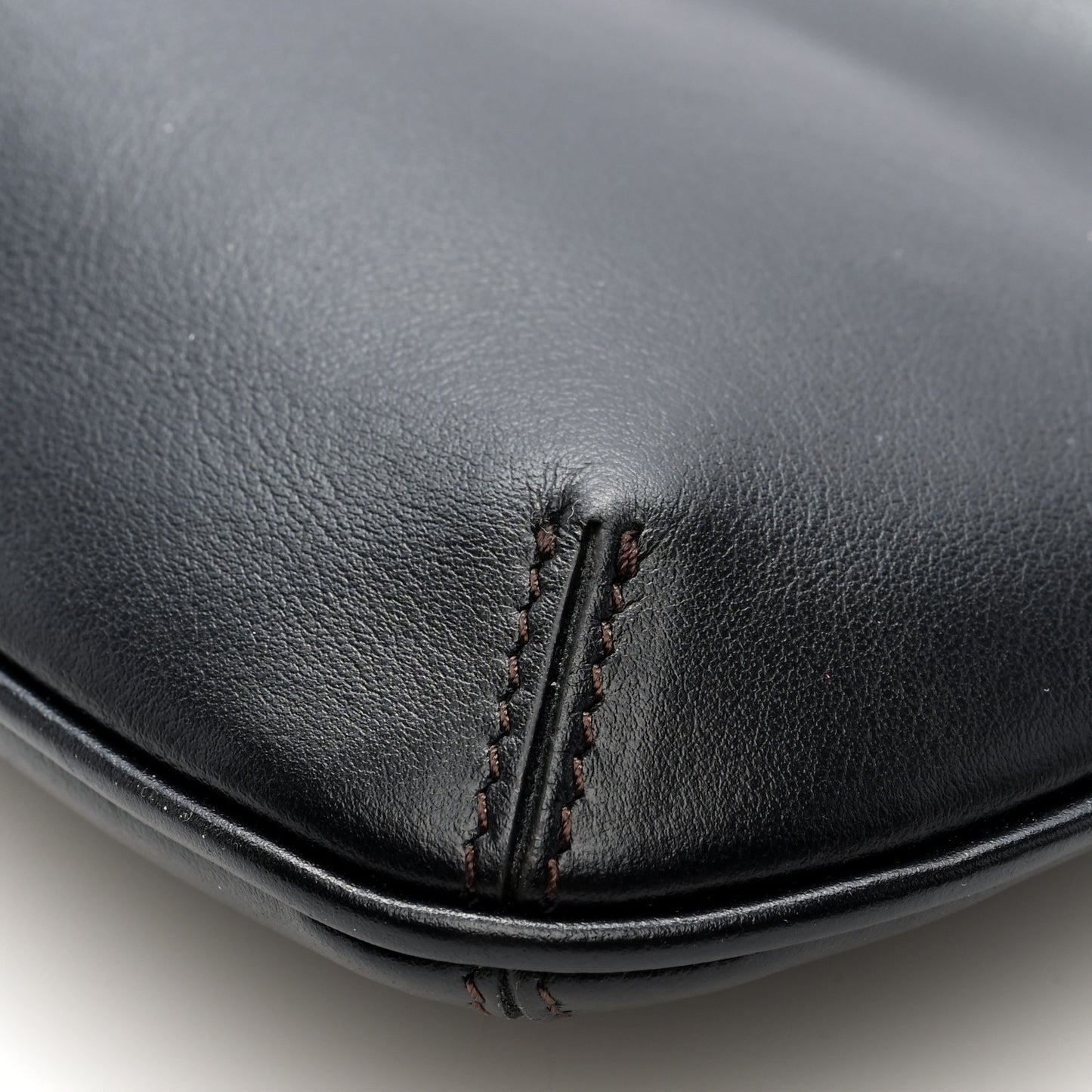 Smooth Calfskin Le Bisou Perle Black