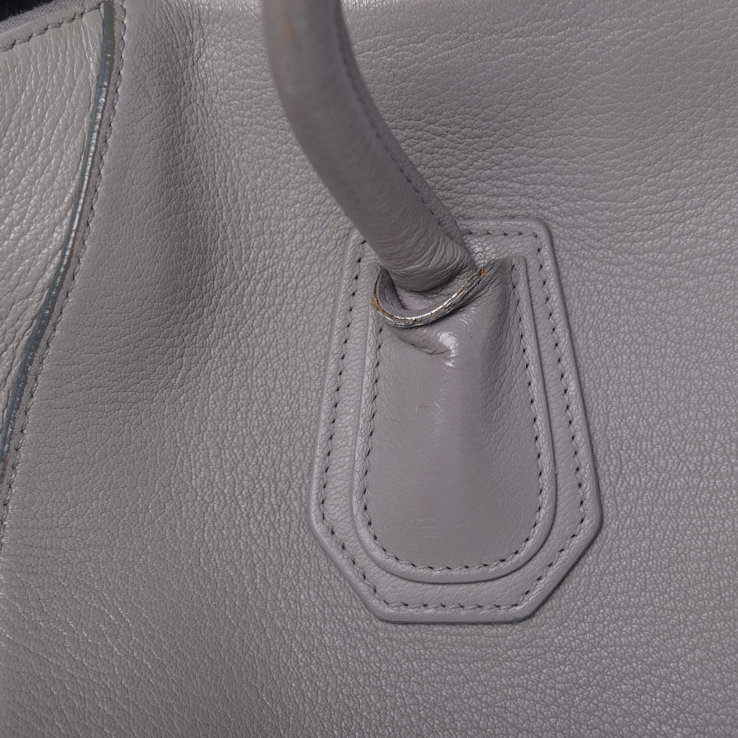 Givenchy Sugar Goatskin Medium Antigona Pearl Grey 12 of 32