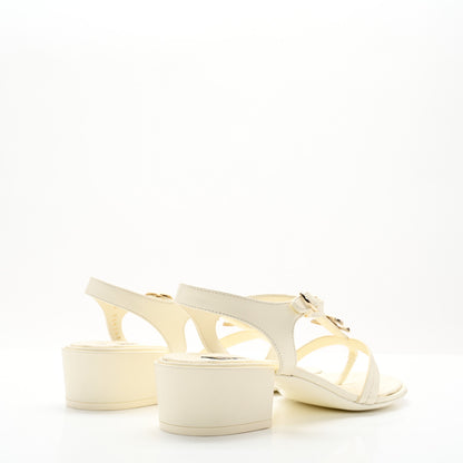 Chanel Lambskin CC Logo Thong Sandals 37.5 White 4 of 10