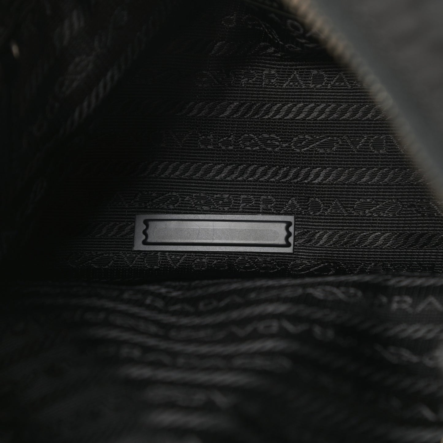 Tessuto Nylon Vitello Hobo Black