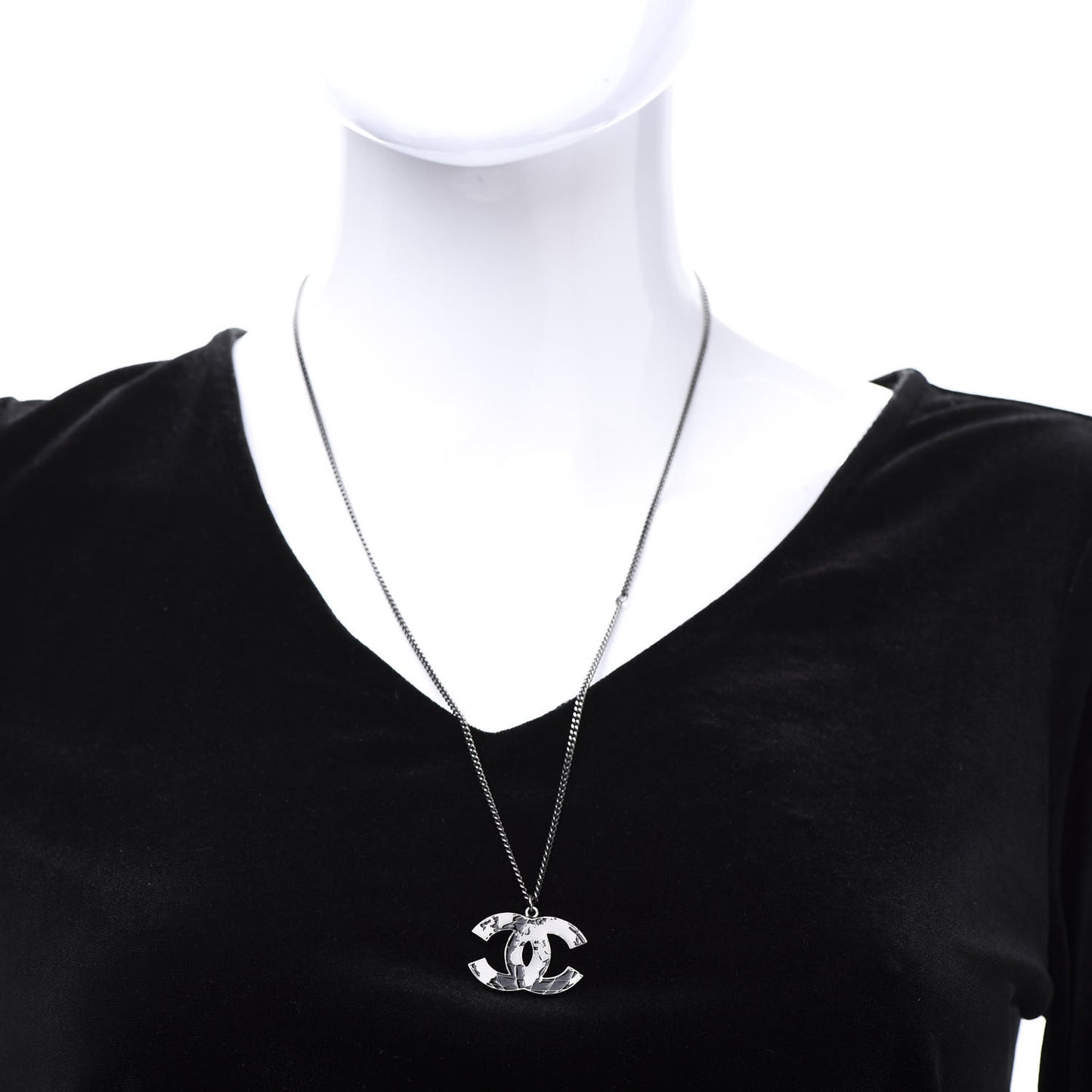 Ruthenium Globe CC Pendant Necklace Dark Silver