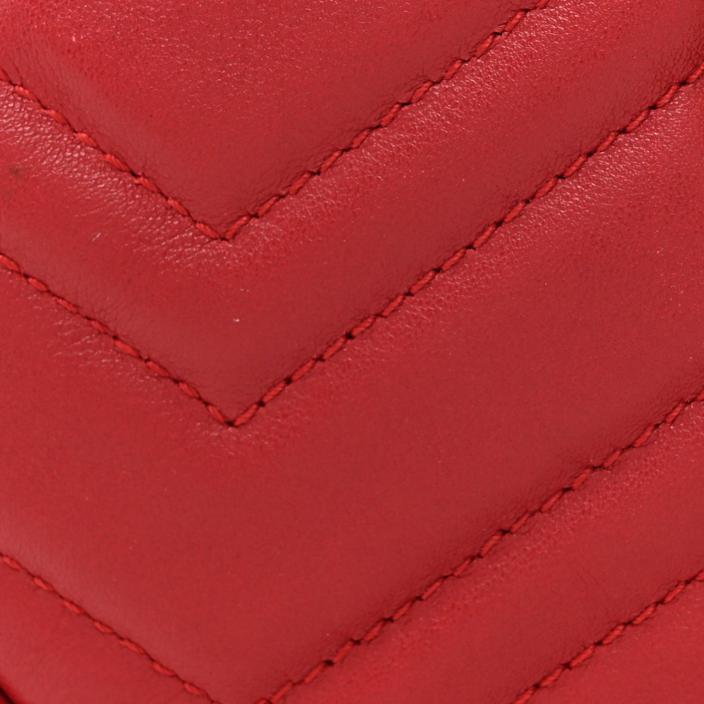 Calfskin Matelasse GG Marmont Belt Bag 85 34 Hibiscus Red