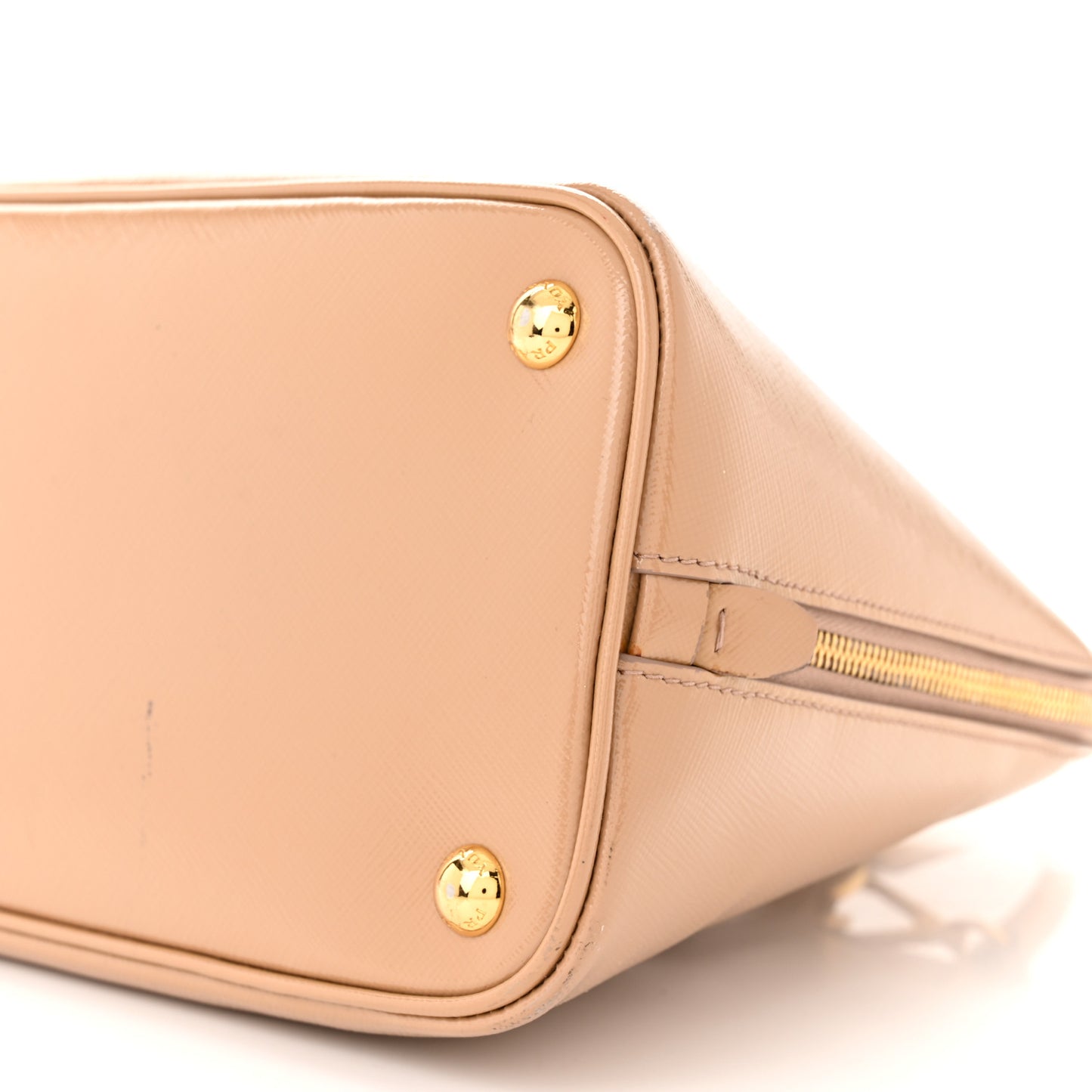 Saffiano Vernice Medium Promenade Tote Cammeo