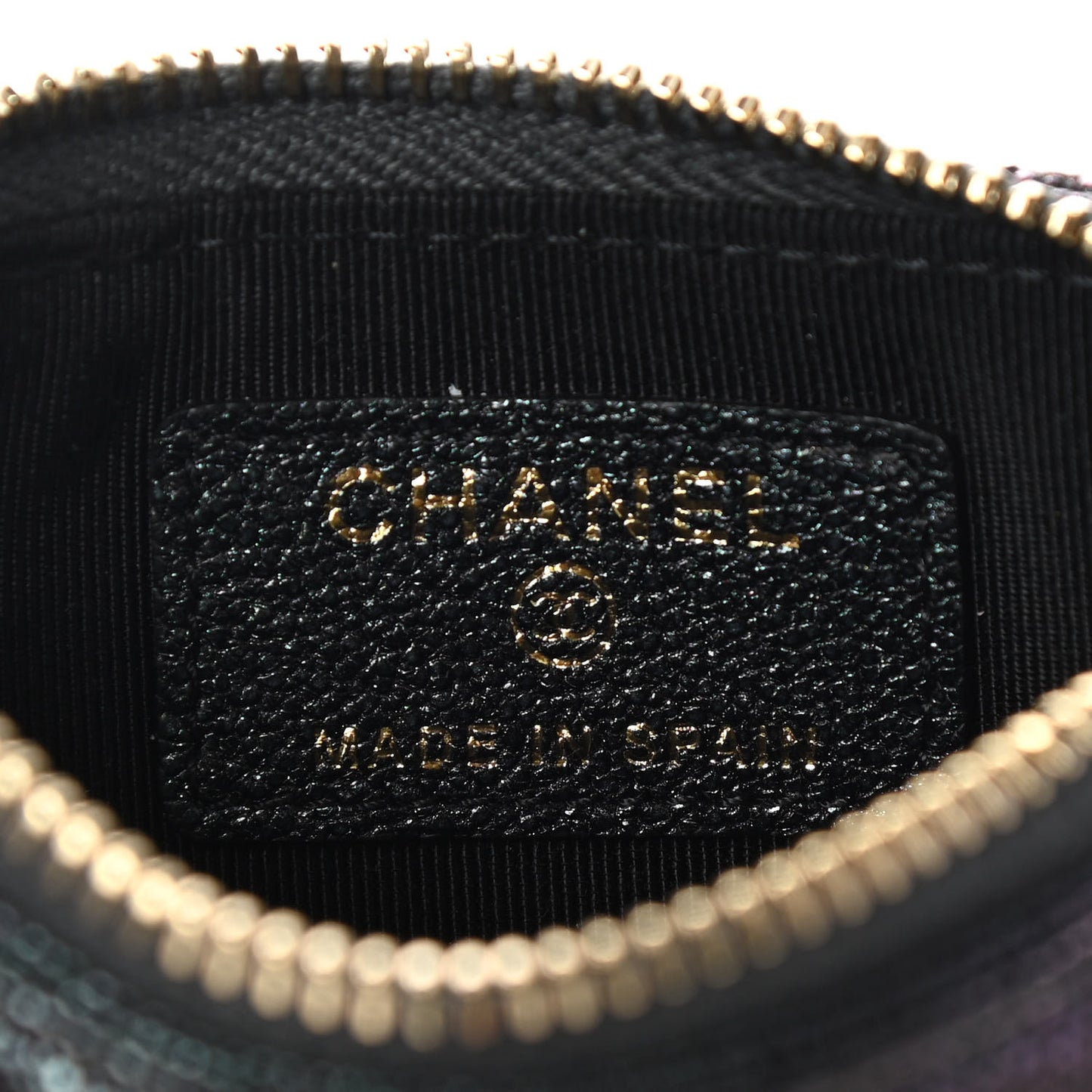Iridescent Caviar Quilted Flap Zip Card Holder Black