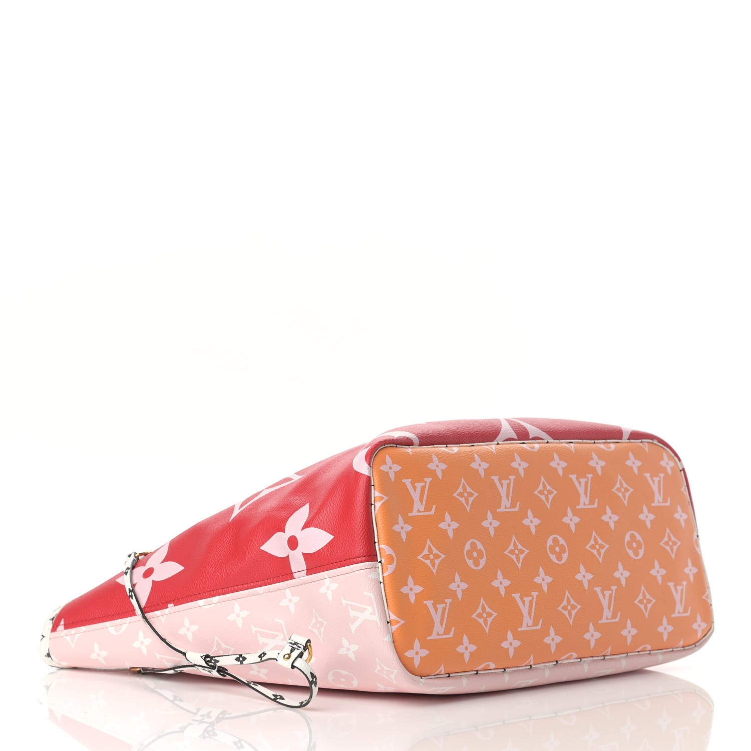 Louis Vuitton Monogram Giant Neverfull MM Rouge 4 of 13
