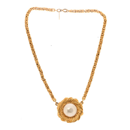 Chanel Metal Pearl Flower Necklace Gold 3 of 8