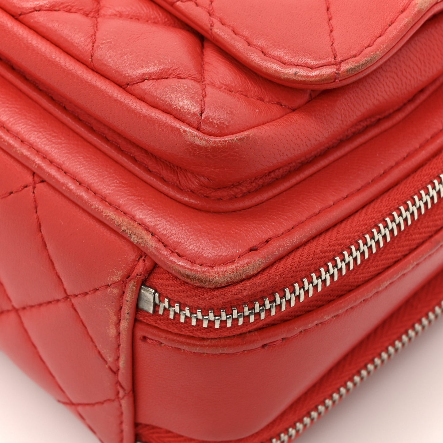 Lambskin Quilted Small Pocket Box Camera Case Red