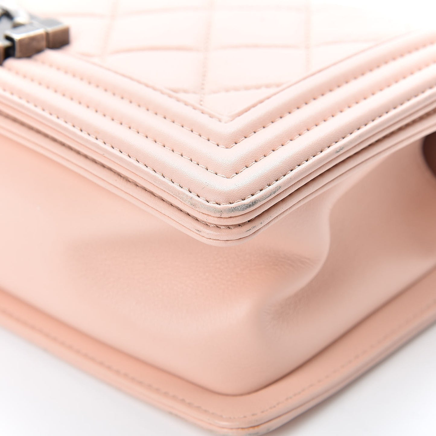 Lambskin Quilted Small Boy Flap Light Pink