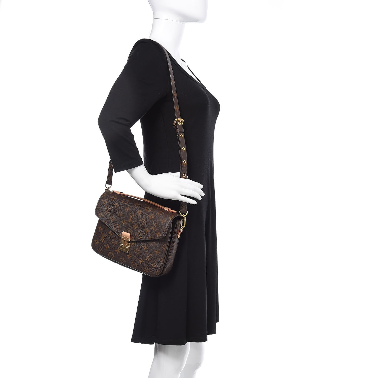 Louis Vuitton Monogram Pochette Metis 2 of 9
