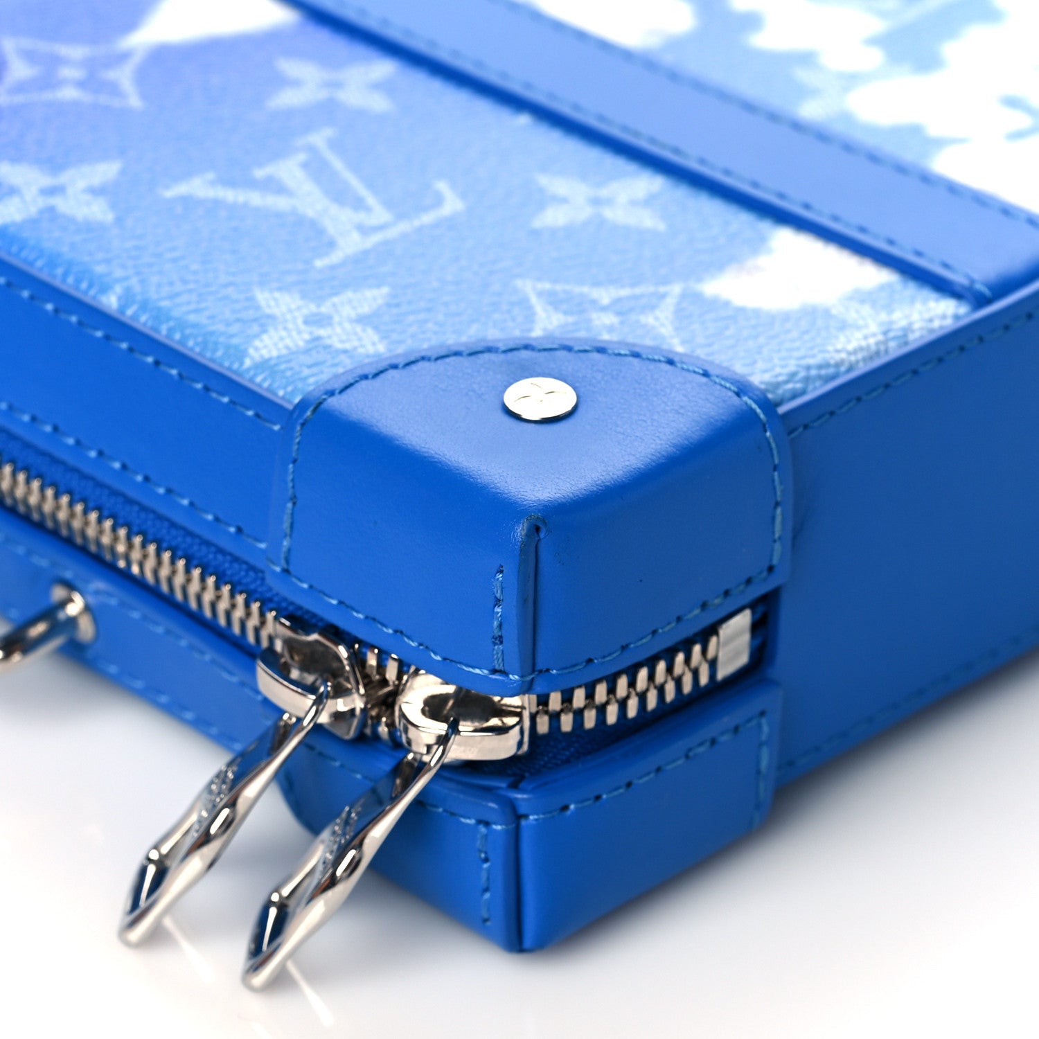 Louis Vuitton Monogram Clouds Soft Trunk Wallet 8 of 10