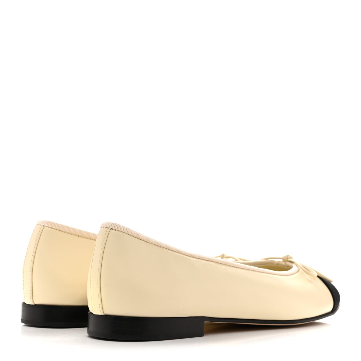 Calfskin Grosgrain Cap Toe CC Ballerina Flats 40 Ivory Black