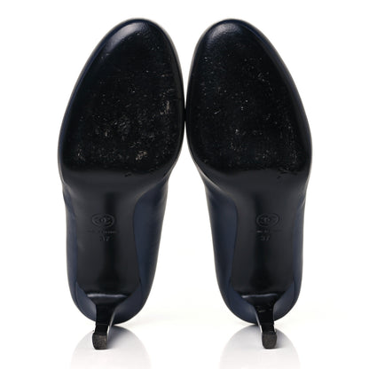 Chanel Lambskin CC Pumps 37 Navy 5 of 8