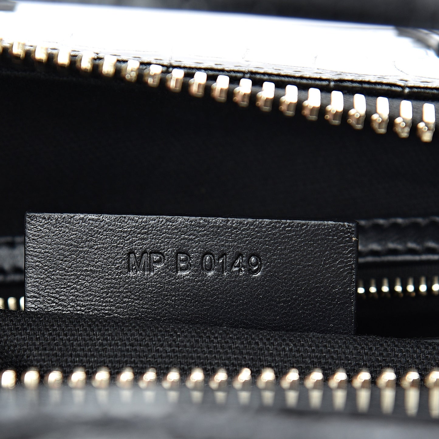 Calfskin Crocodile Embossed Small Antigona Black