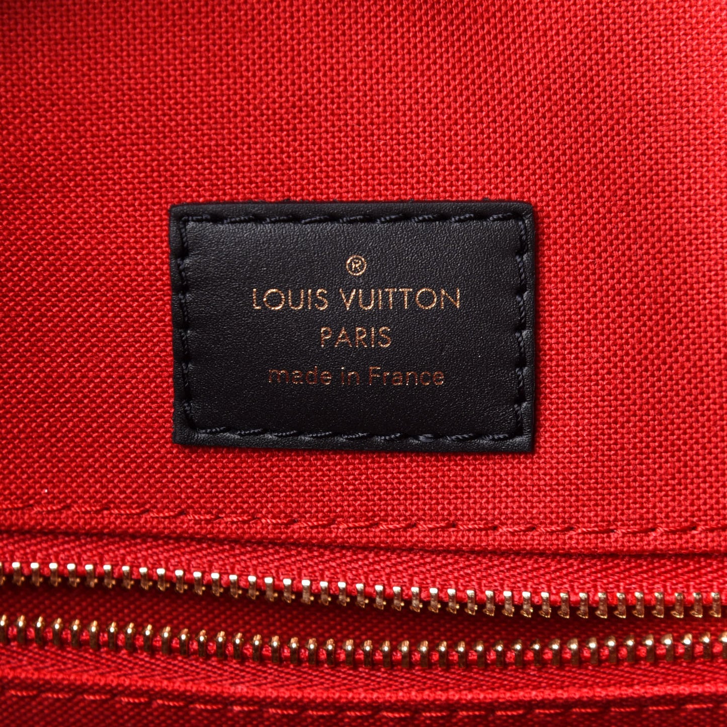 Reverse Monogram Giant Onthego MM
