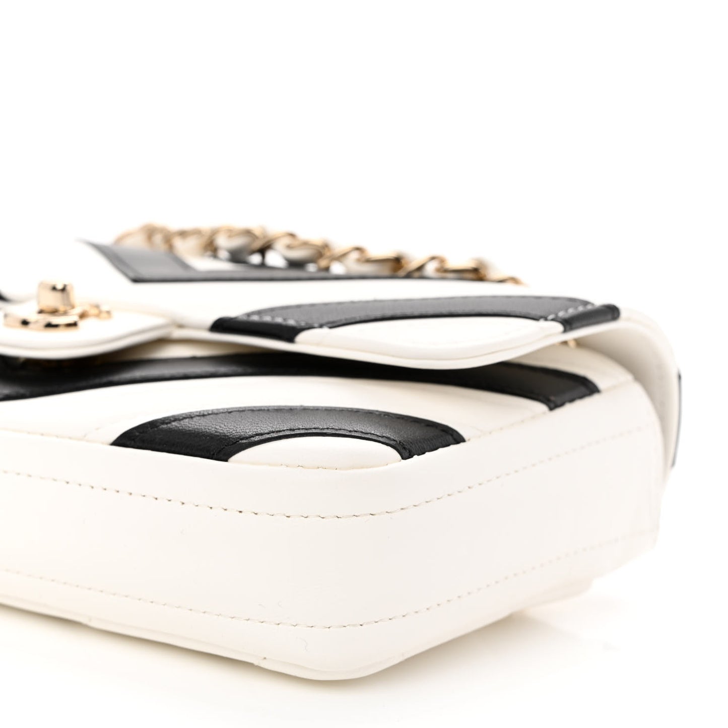 Lambskin Chevron Stitched Flap White Black