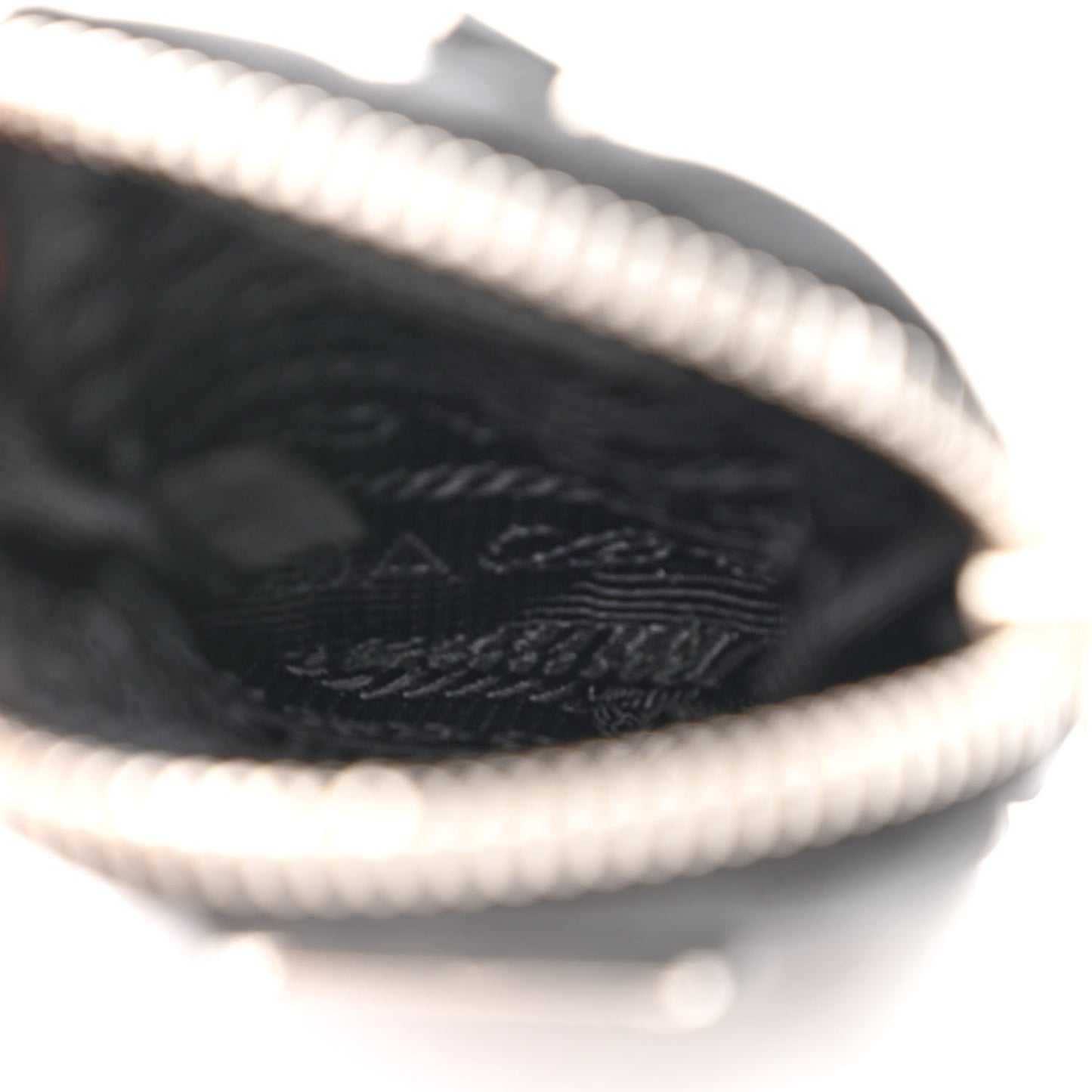 Re-Nylon Saffiano Re-Edition 2005 Shoulder Bag Black
