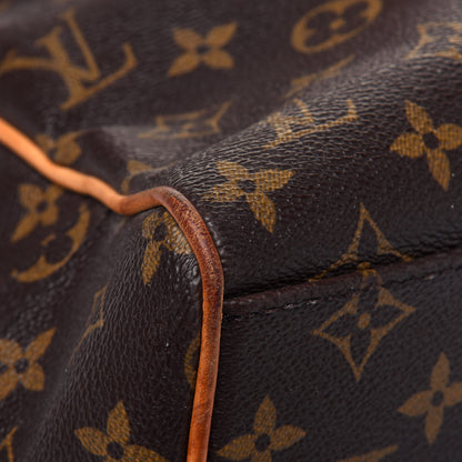 Louis Vuitton Monogram Manhattan GM 17 of 33
