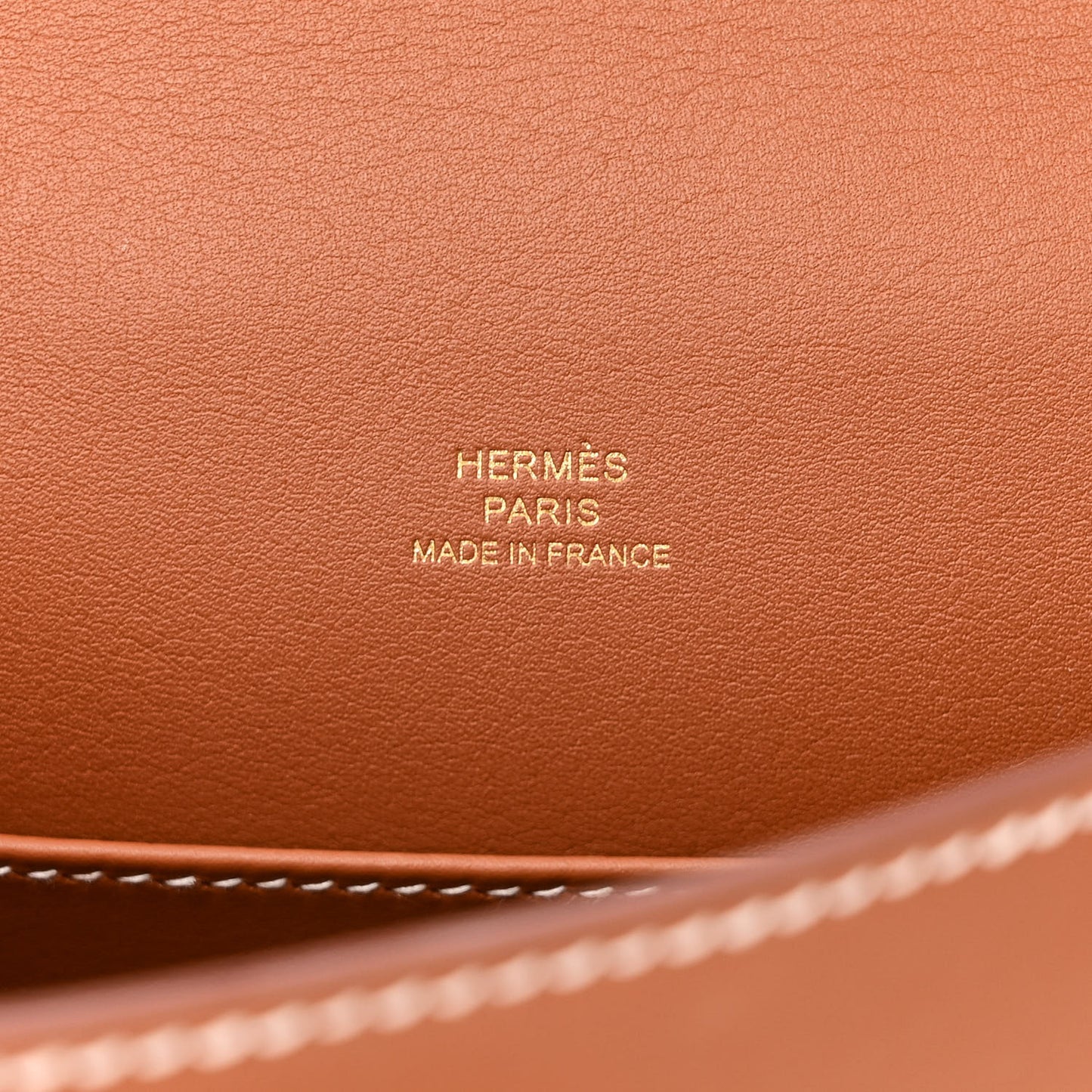 Swift Kelly Pochette Clutch Gold