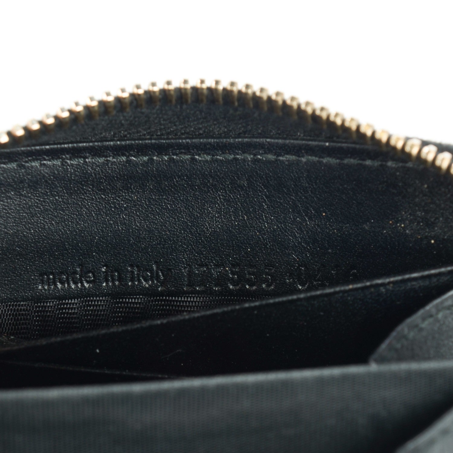 Saint Laurent Textured Patent Monogram Belle De Jour Zip Around Wallet Black 8 of 9
