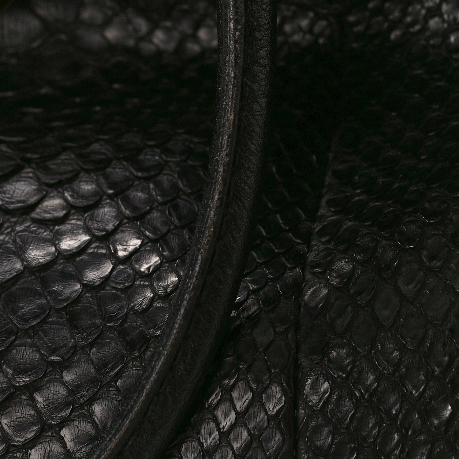 Gucci Snakeskin Large GG Running Tote Black 16 of 17