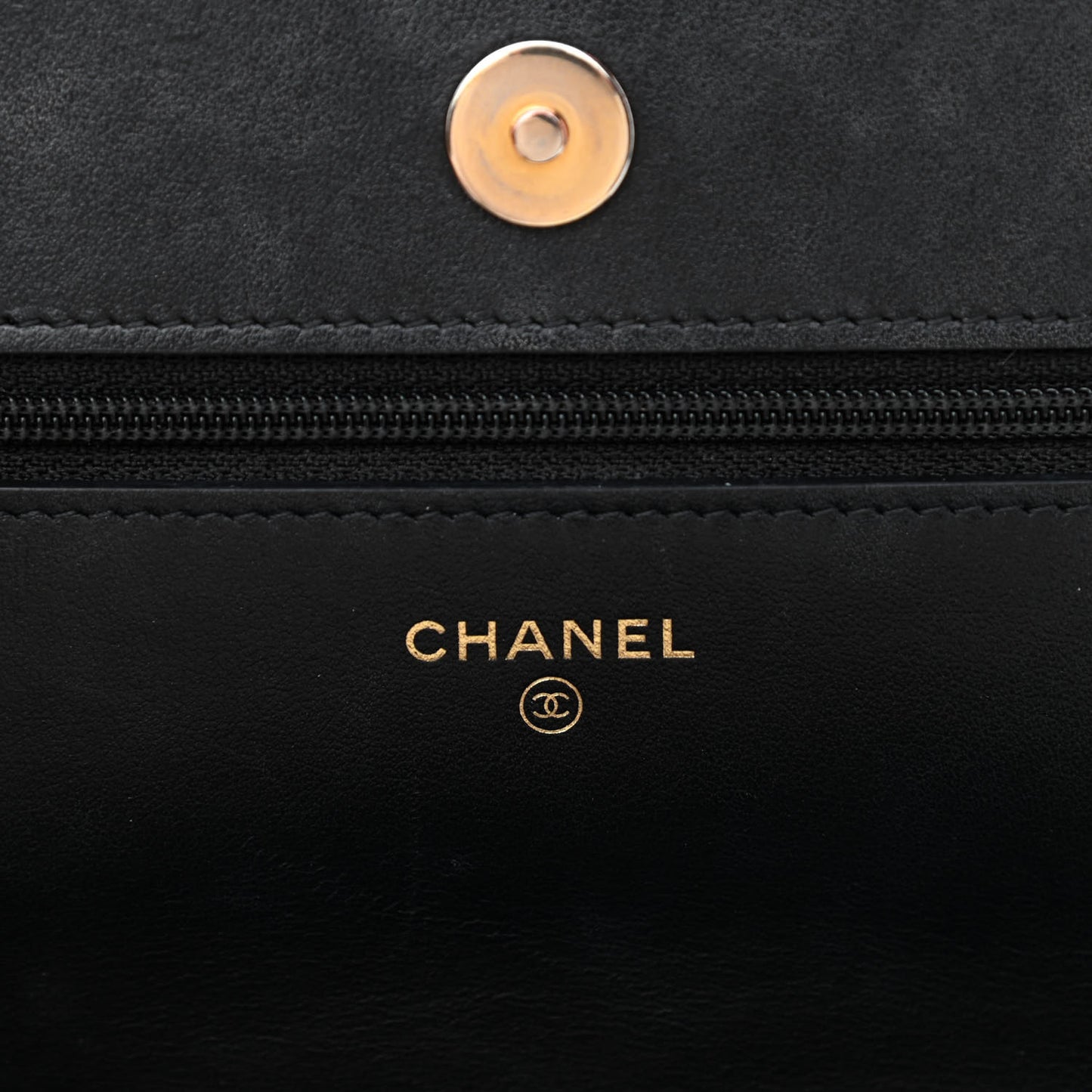 Caviar Quilted Boy Wallet On Chain WOC Black