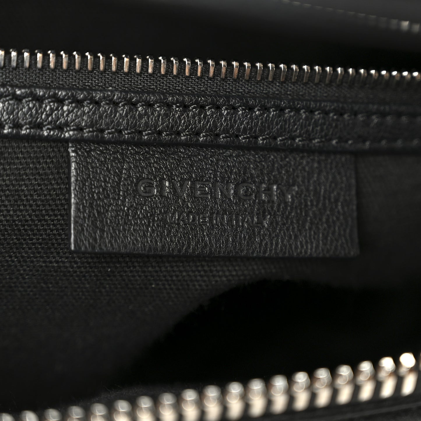 Sugar Goatskin Small Antigona Black