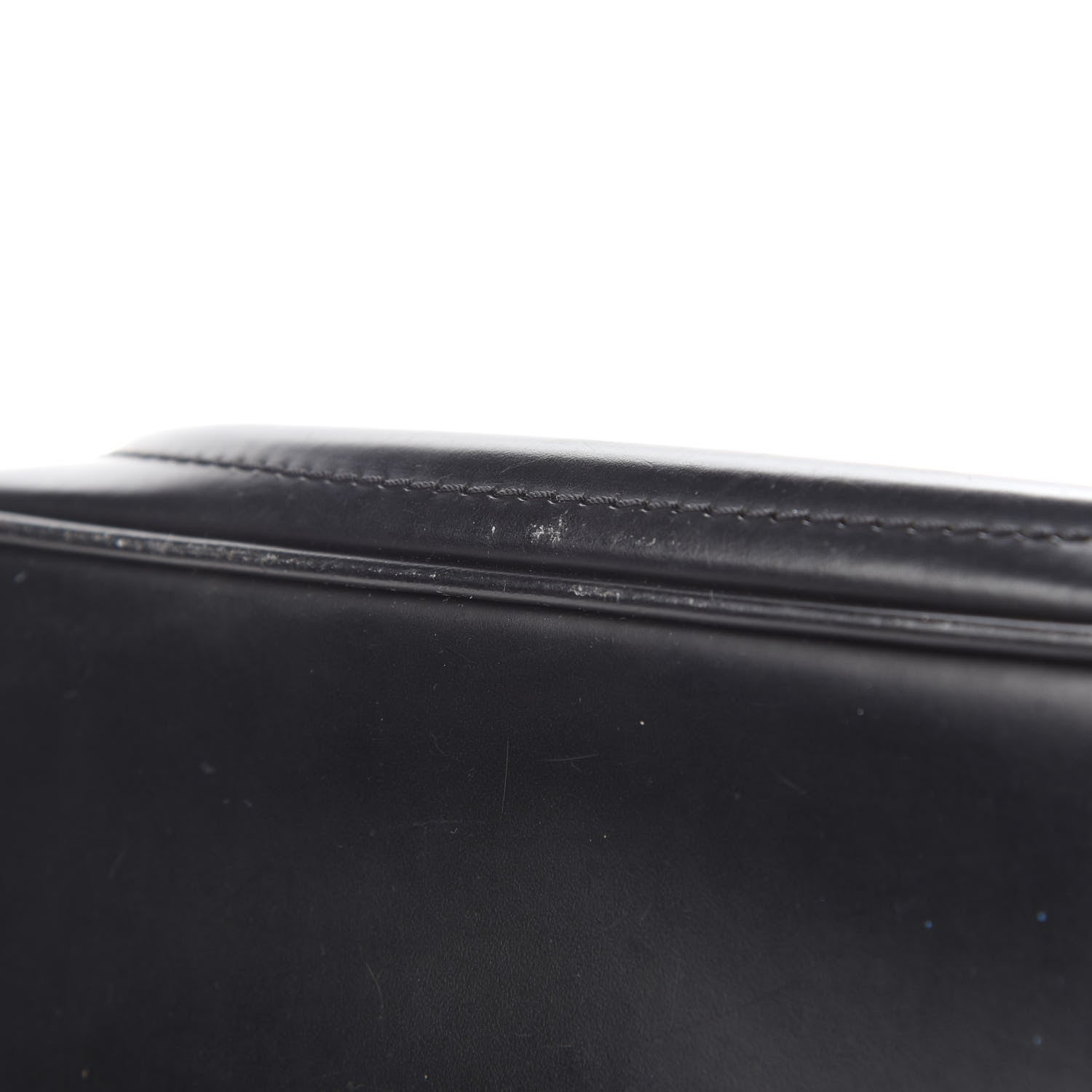 Louis Vuitton Epi Montaigne Sac Black 9 of 10