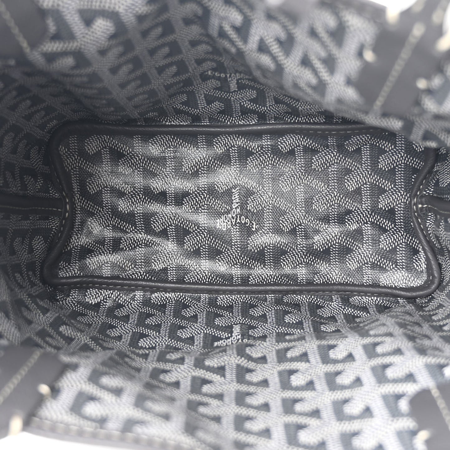 Goyardine Reversible Mini Anjou Grey